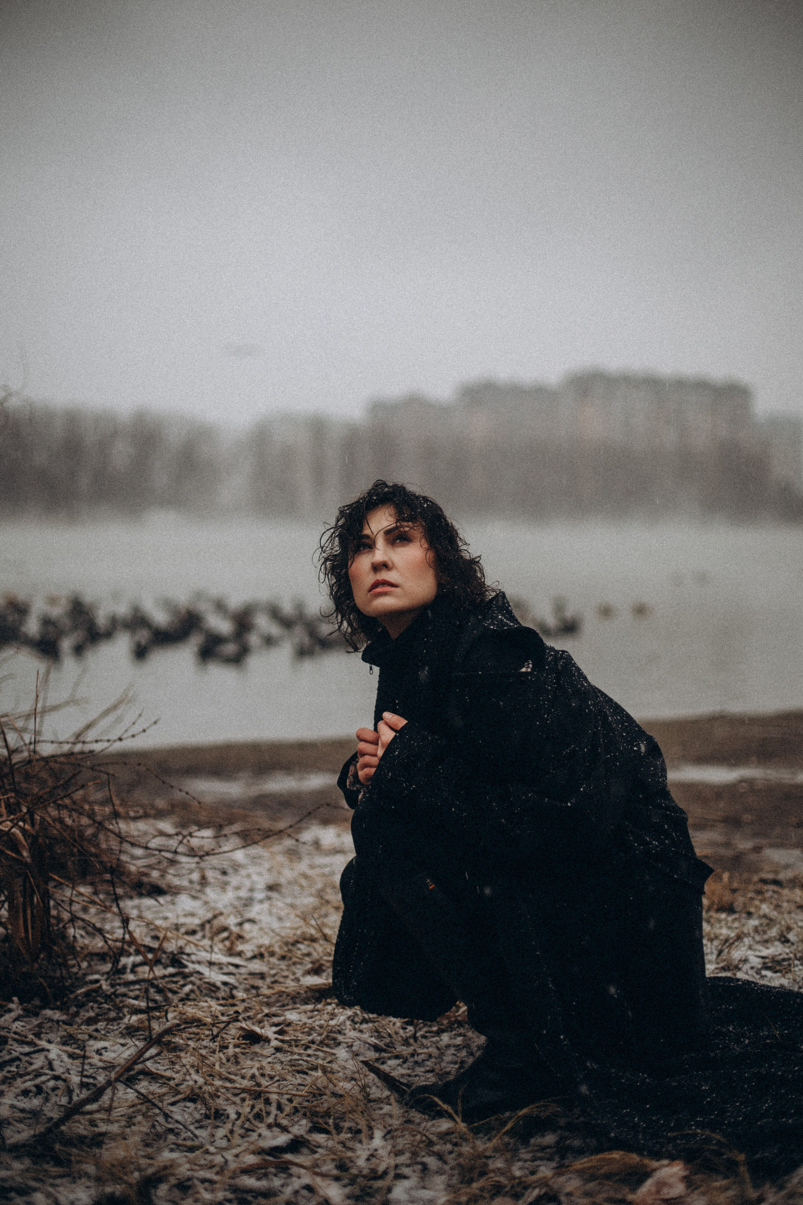 Фотосессия для женщин: утончённые, эмоциональные портреты. Подбор образа, помощь с позированием. Естественные фото, мягкий свет, стильная ретушь. Услуги фотографа в Краснодаре, создание уникального женского образа