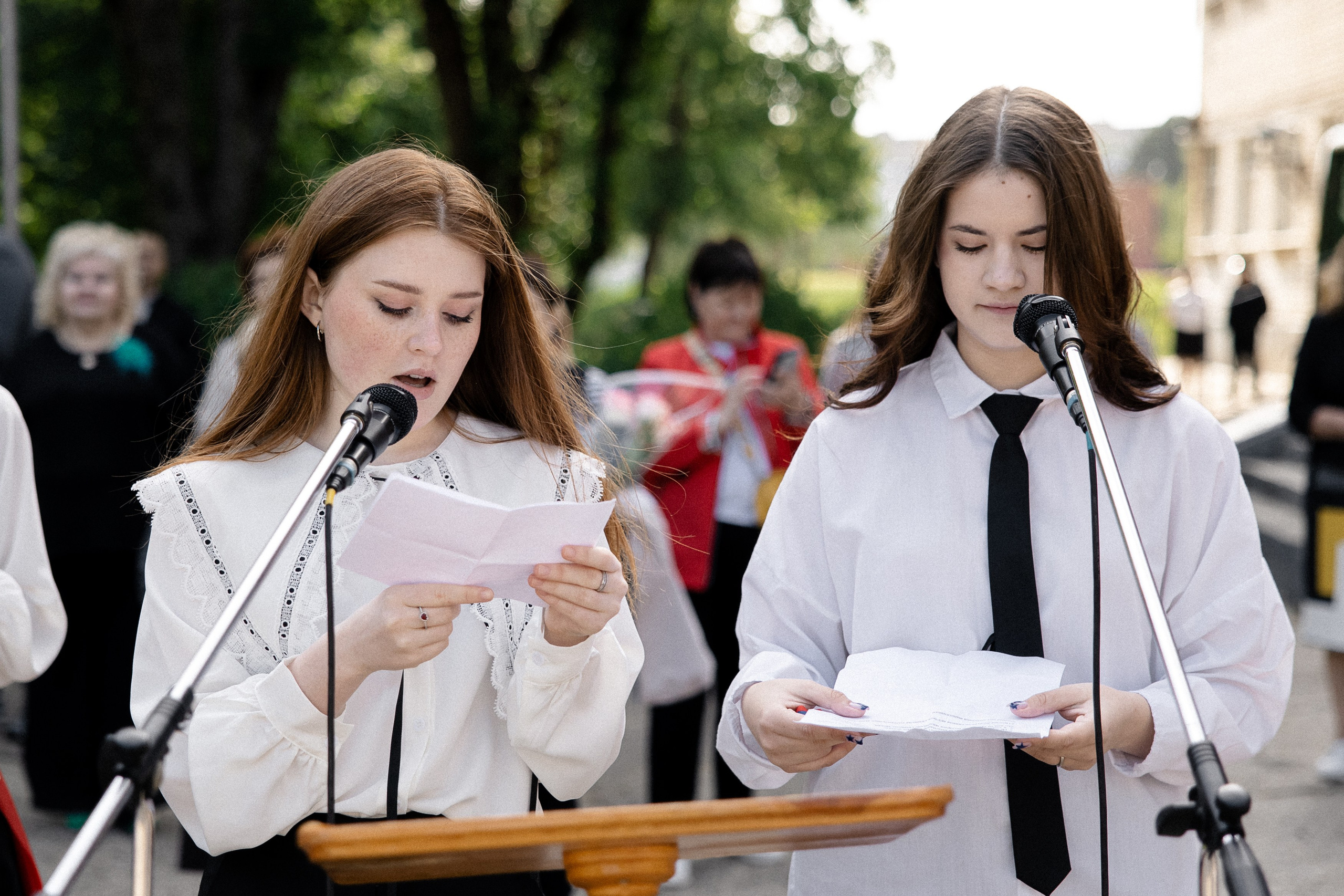Последний звонок — линейка. Свадебный фотограф Роман Еремеев