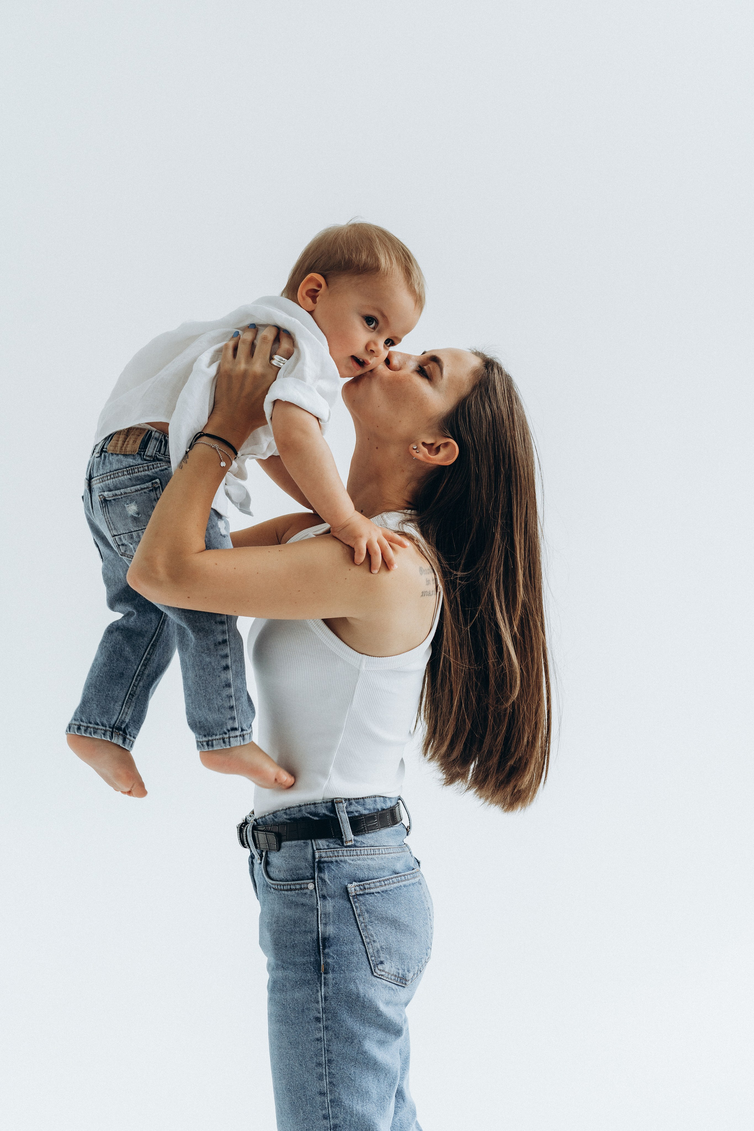 Семейная история на циклораме. Семейный фотограф в Москве Анастасия Скоголева