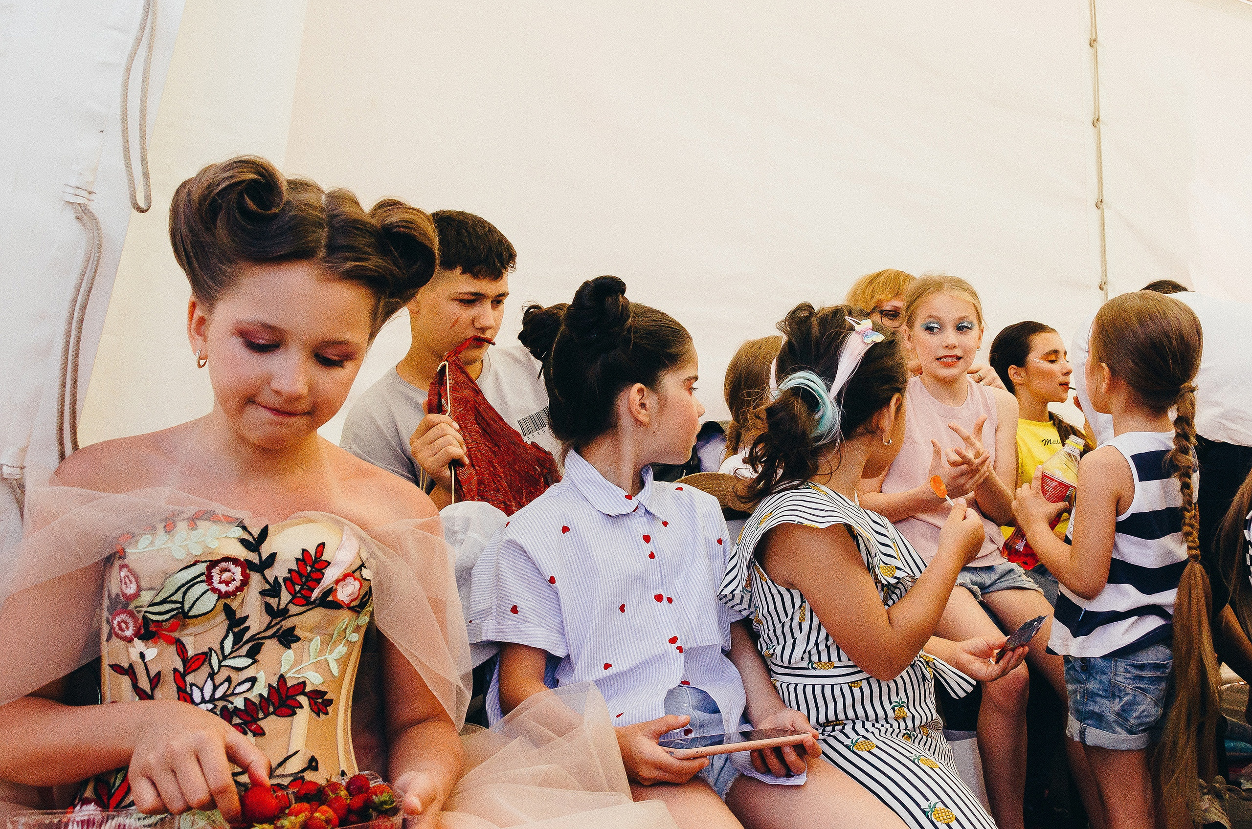 12 июня 2021 | Показ Crimean Fashion Week шалфейном поле. Фотограф Антон Катунин | Симферополь