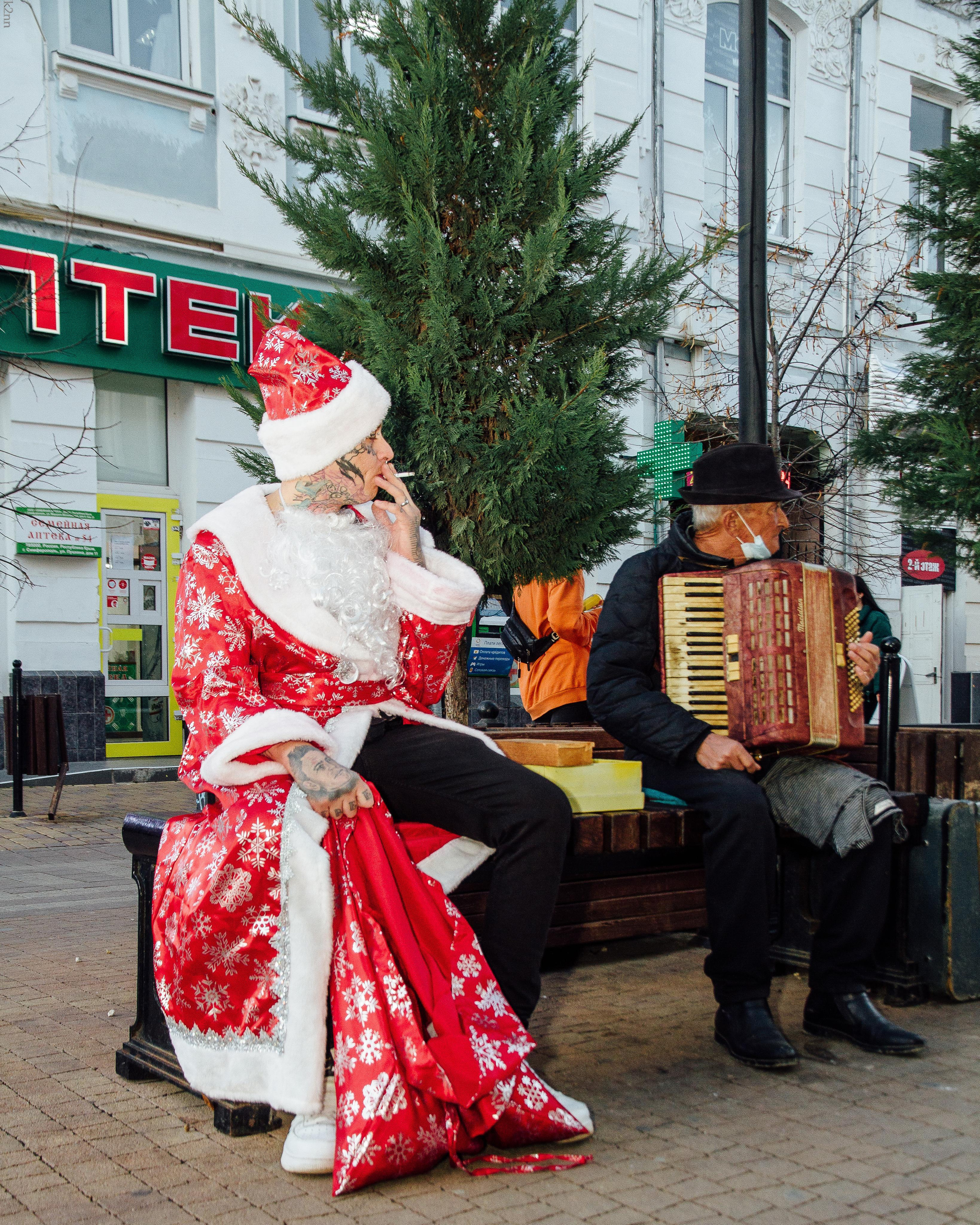 Какой год, такой и дед мороз. Фотограф Антон Катунин | Симферополь