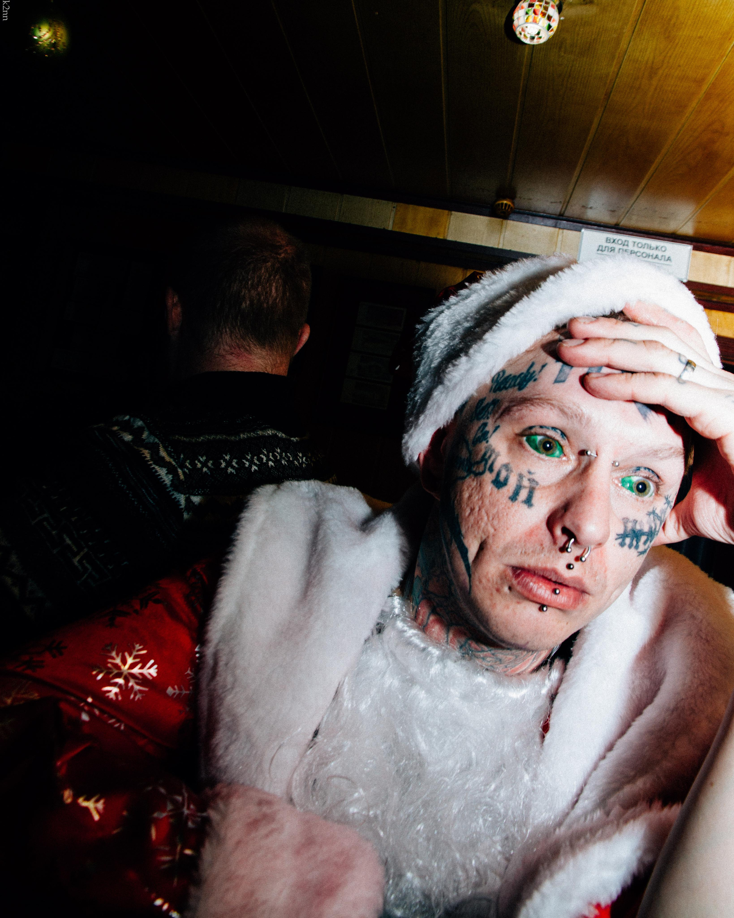 Какой год, такой и дед мороз. Фотограф Антон Катунин | Симферополь