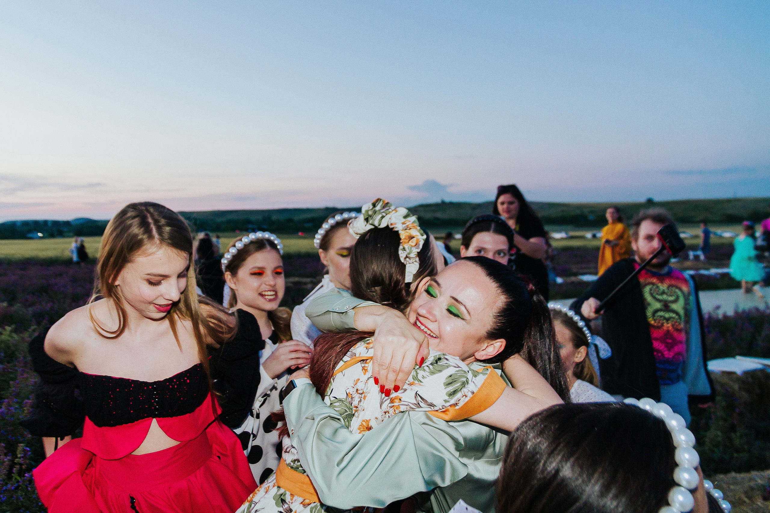 12 июня 2021 | Показ Crimean Fashion Week шалфейном поле. Фотограф Антон Катунин | Симферополь