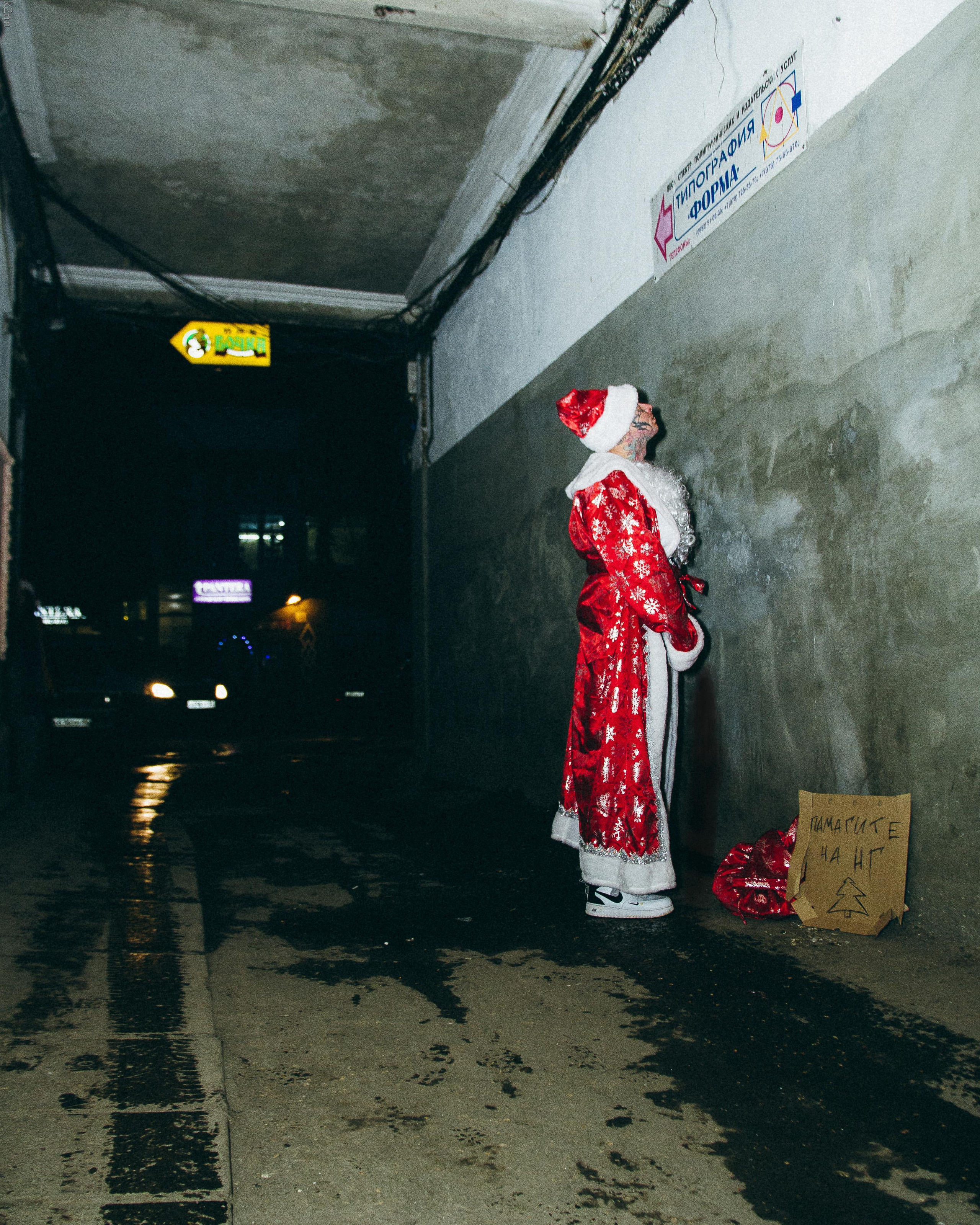 Какой год, такой и дед мороз. Фотограф Антон Катунин | Симферополь