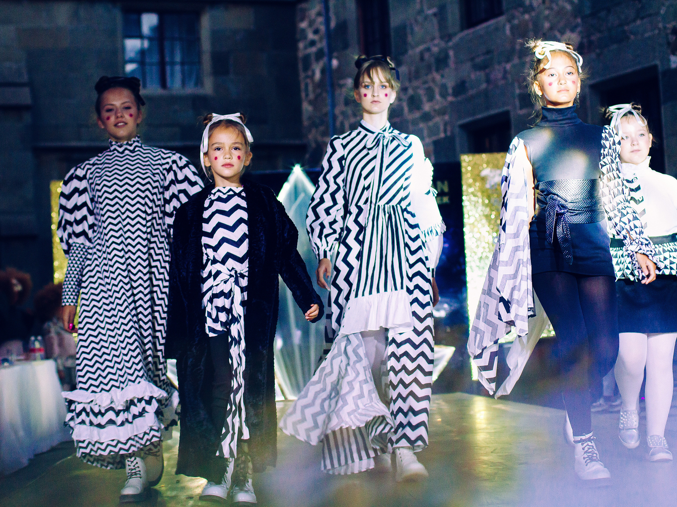 20 августа 2021 | Показ Crimean Fashion Week в Воронцовском дворце. Фотограф Антон Катунин | Симферополь