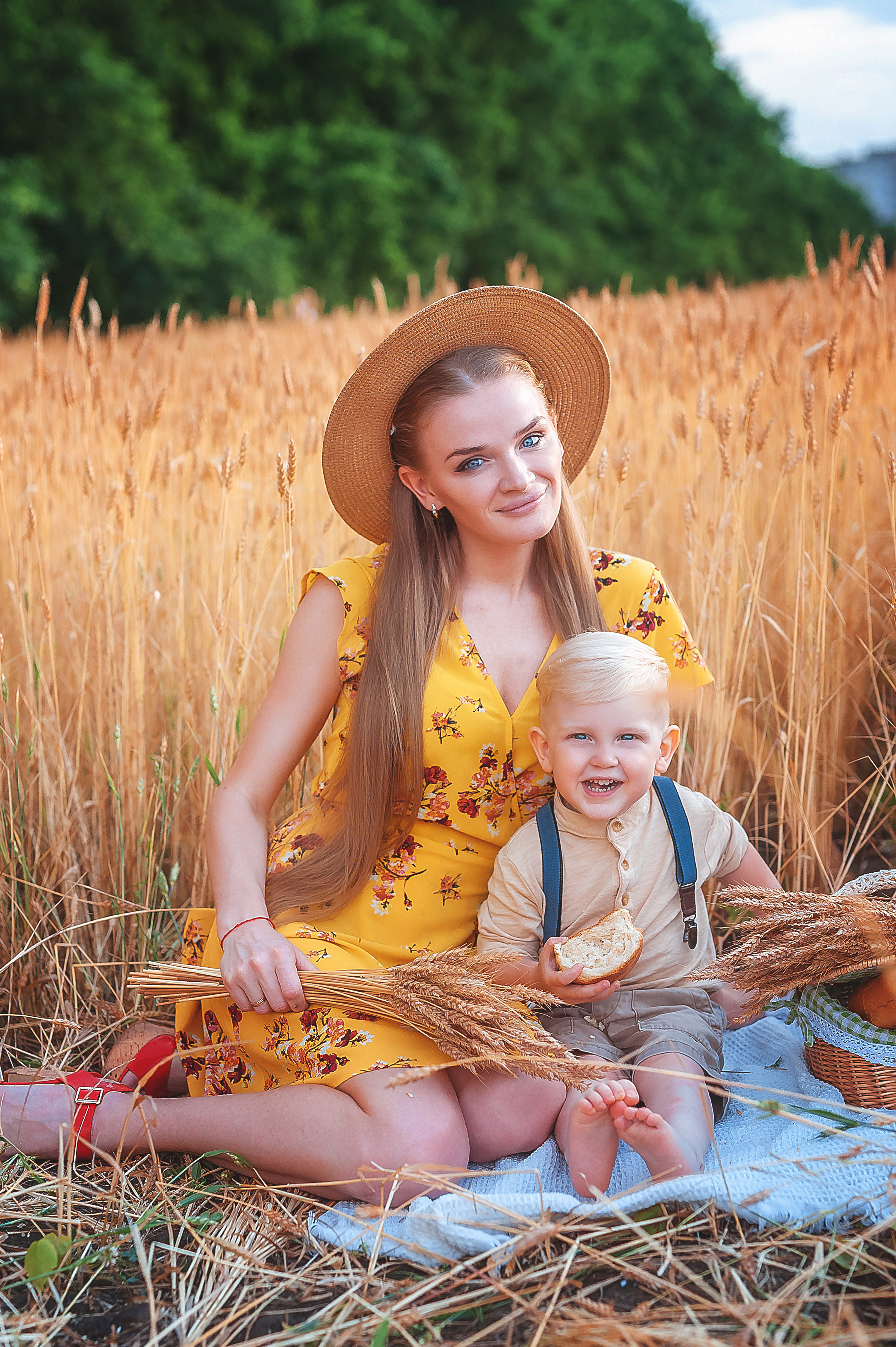 Фотосессии в пшенице. Семейный, детский фотограф в Воронеже Анна Никитина