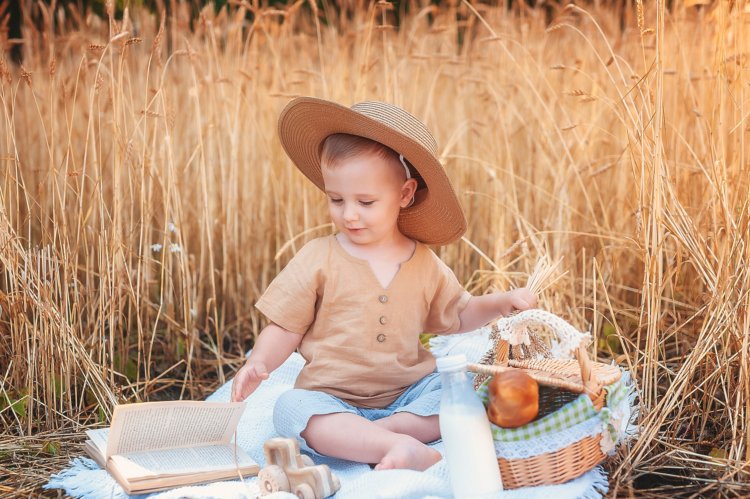 Фотосессии в пшенице. Семейный, детский фотограф в Воронеже Анна Никитина