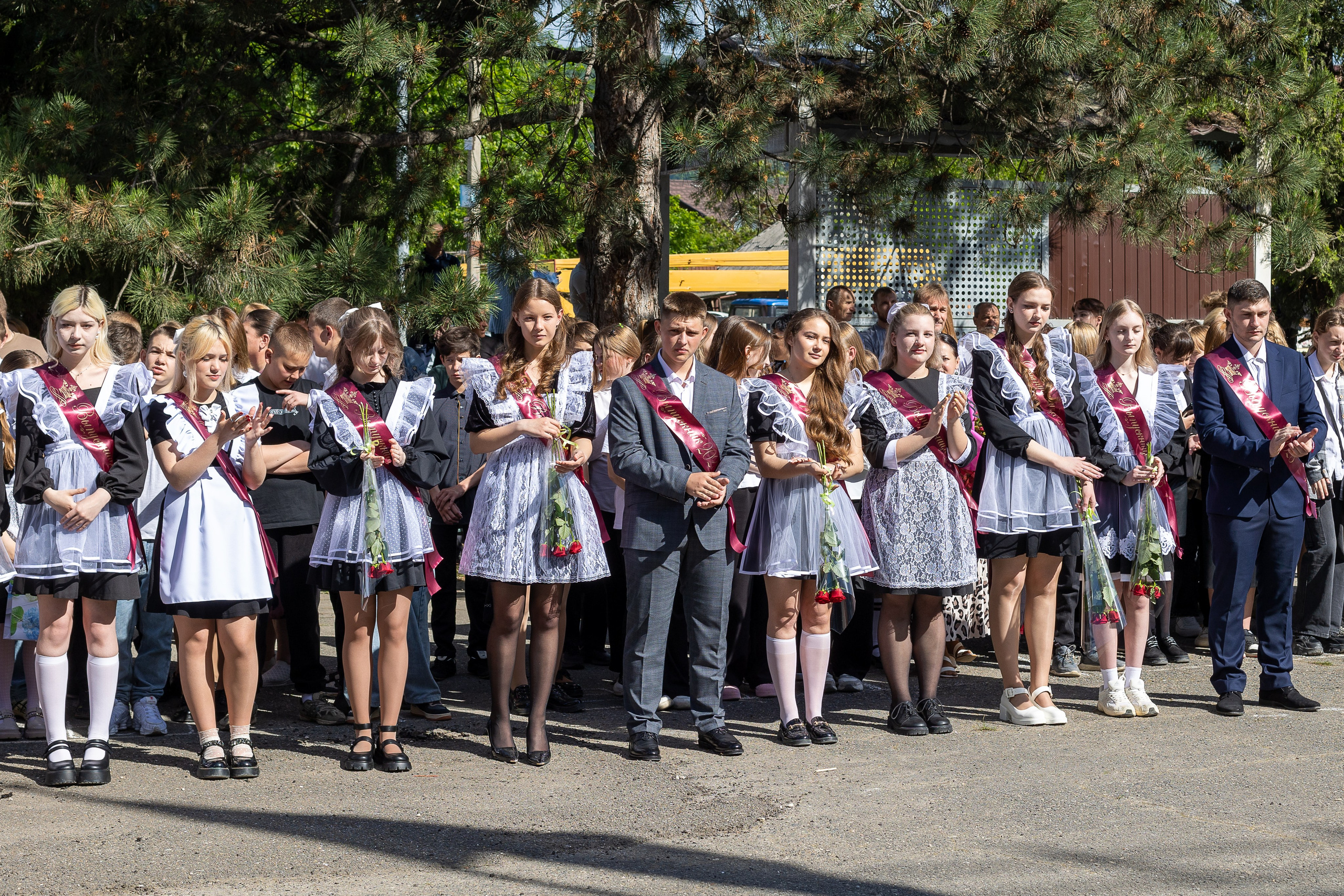 Последний звонок. Выпускные альбомы Майкоп, Краснодар Елена Золотарева