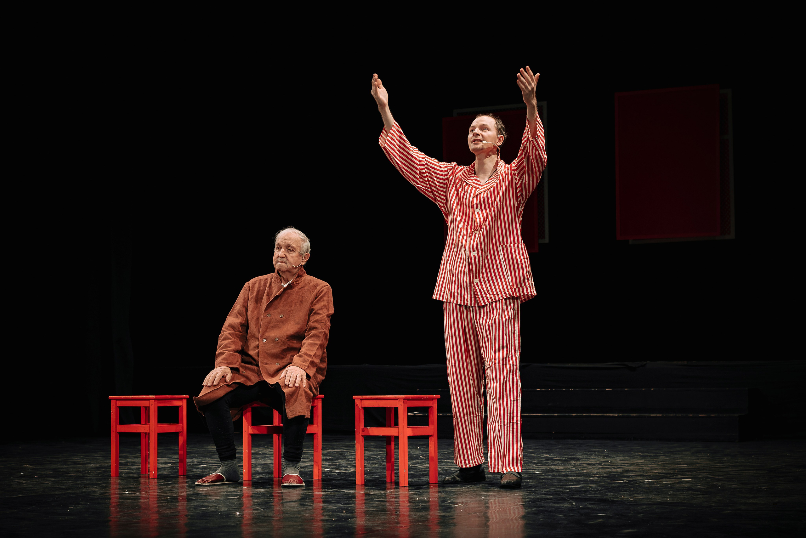 Театральный фотограф Москва, спектакль Костюм отца. Фотограф Карина Шарова Москва