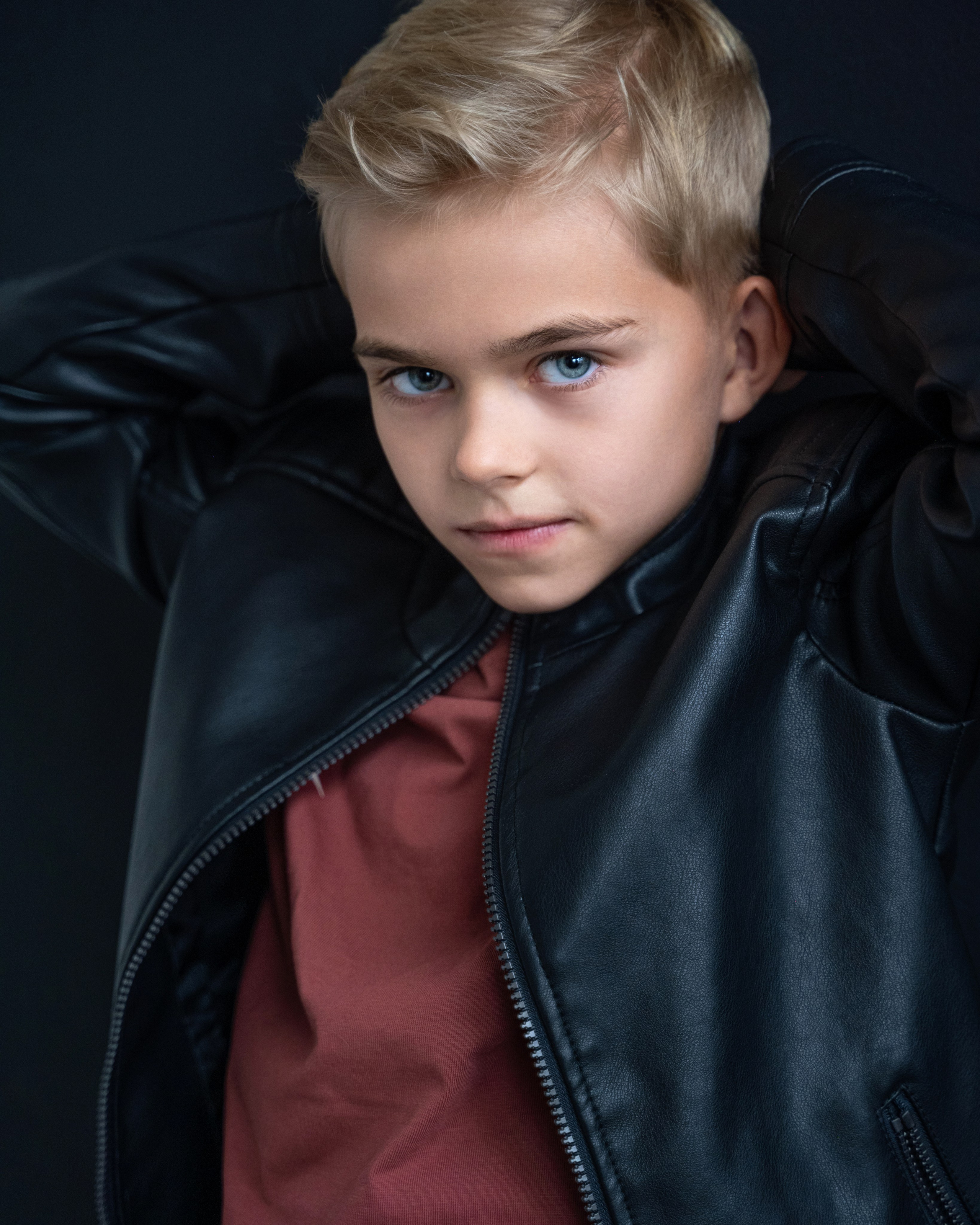 Иван. Фотограф Москва Виктория Вишневская актерское / модельное портфолио