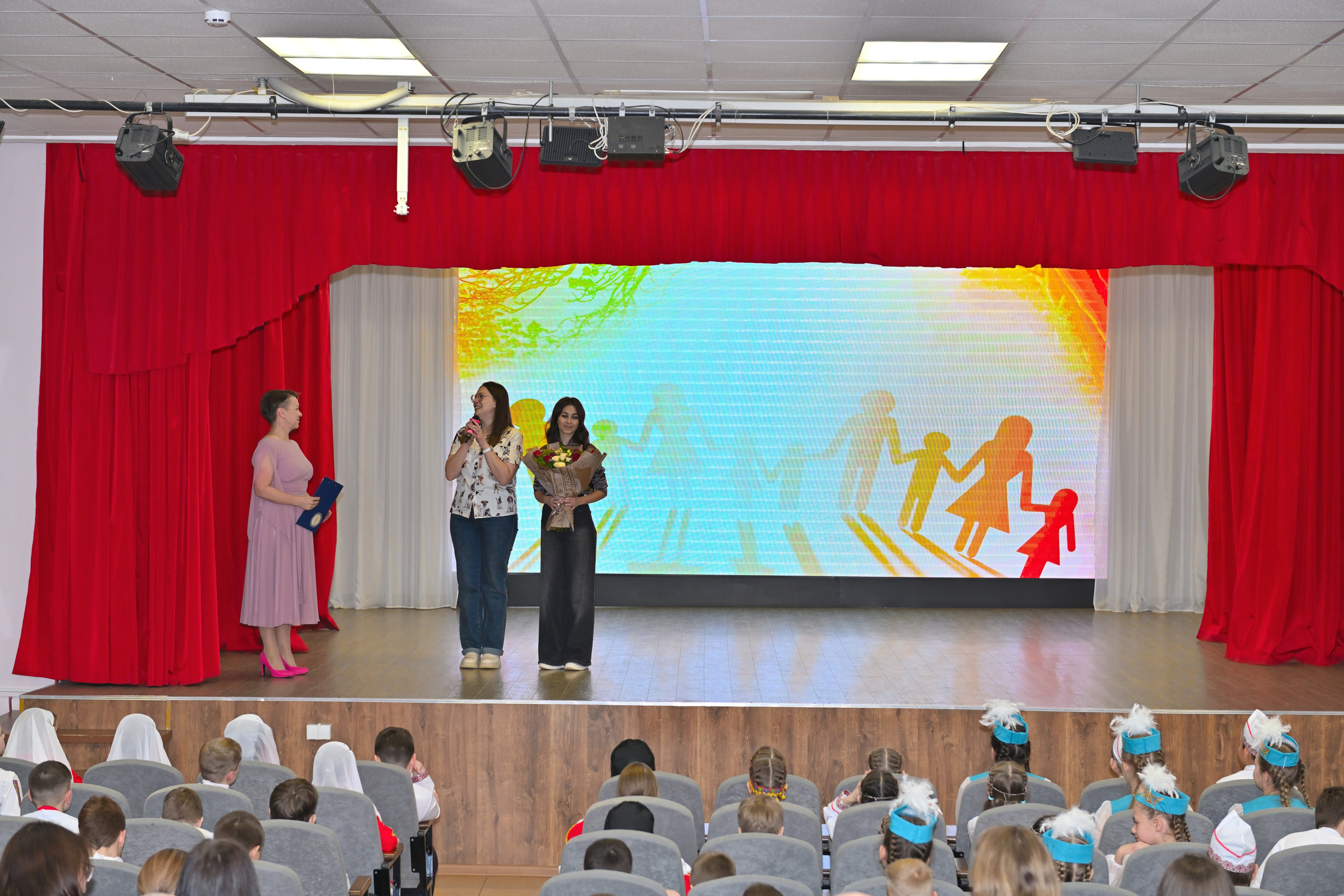 2025-11-21 День семьи 127. Снежинск фото Андрианов