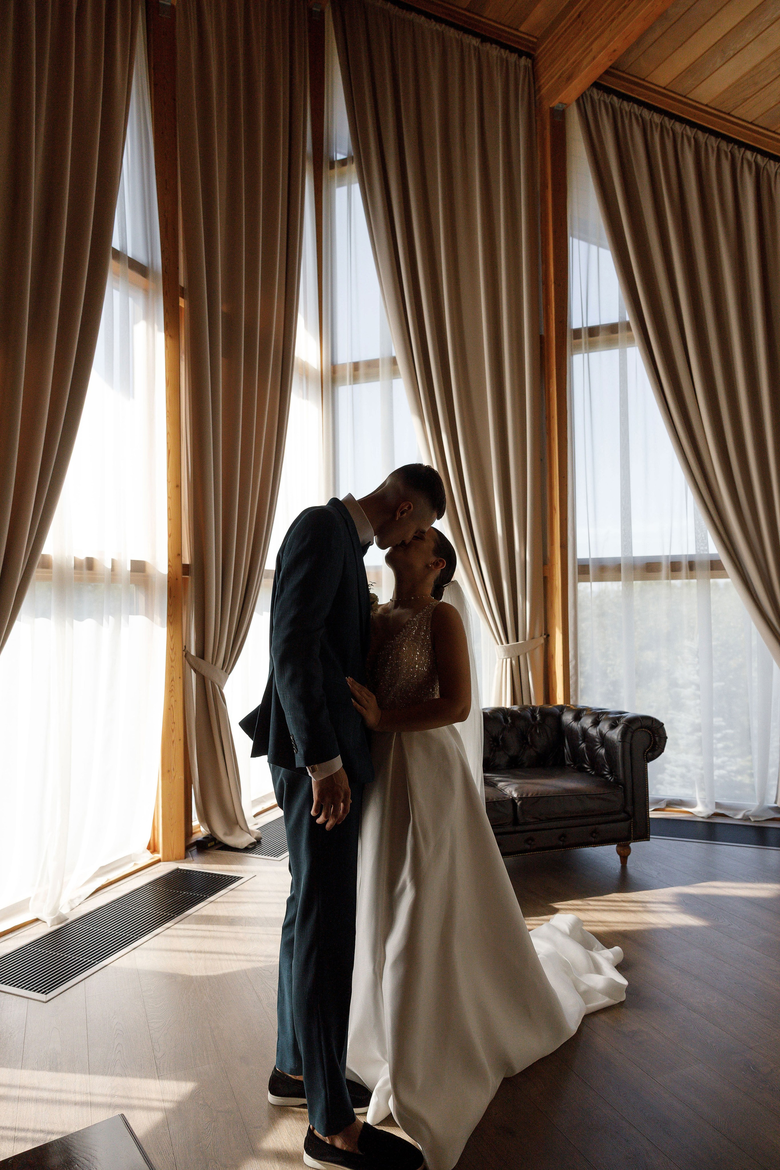 Алёна и Сергей Kedr Hall. Свадебный и семейный фотограф  во Владивостоке Ольга Украинец