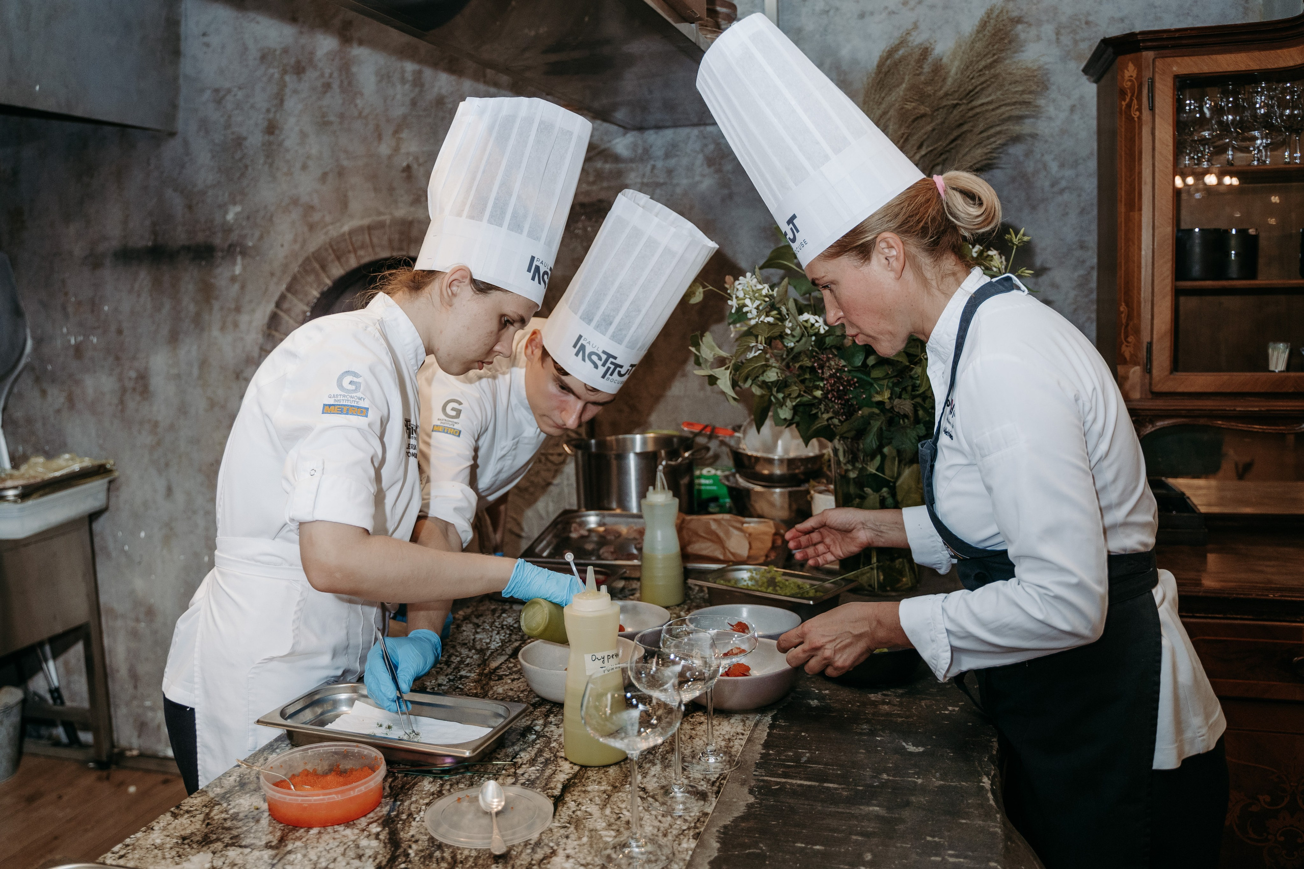 Открытый ужин с Mishlen Шеф Поварами. Репортажный и свадебный фотограф в Москве Рая Небогатова