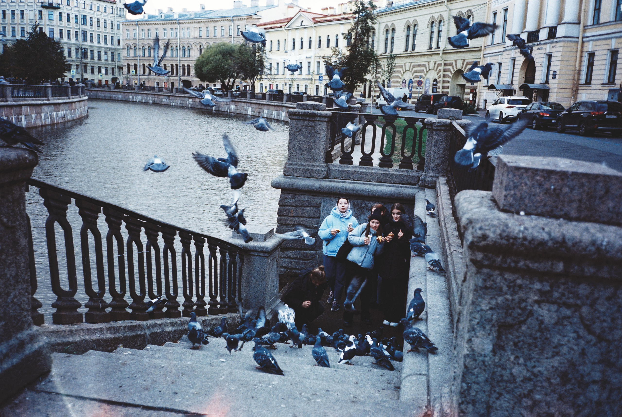 Фотографии цветные. Свадебный и семейный пленочный фотограф в Петербурге Истомина Ирина