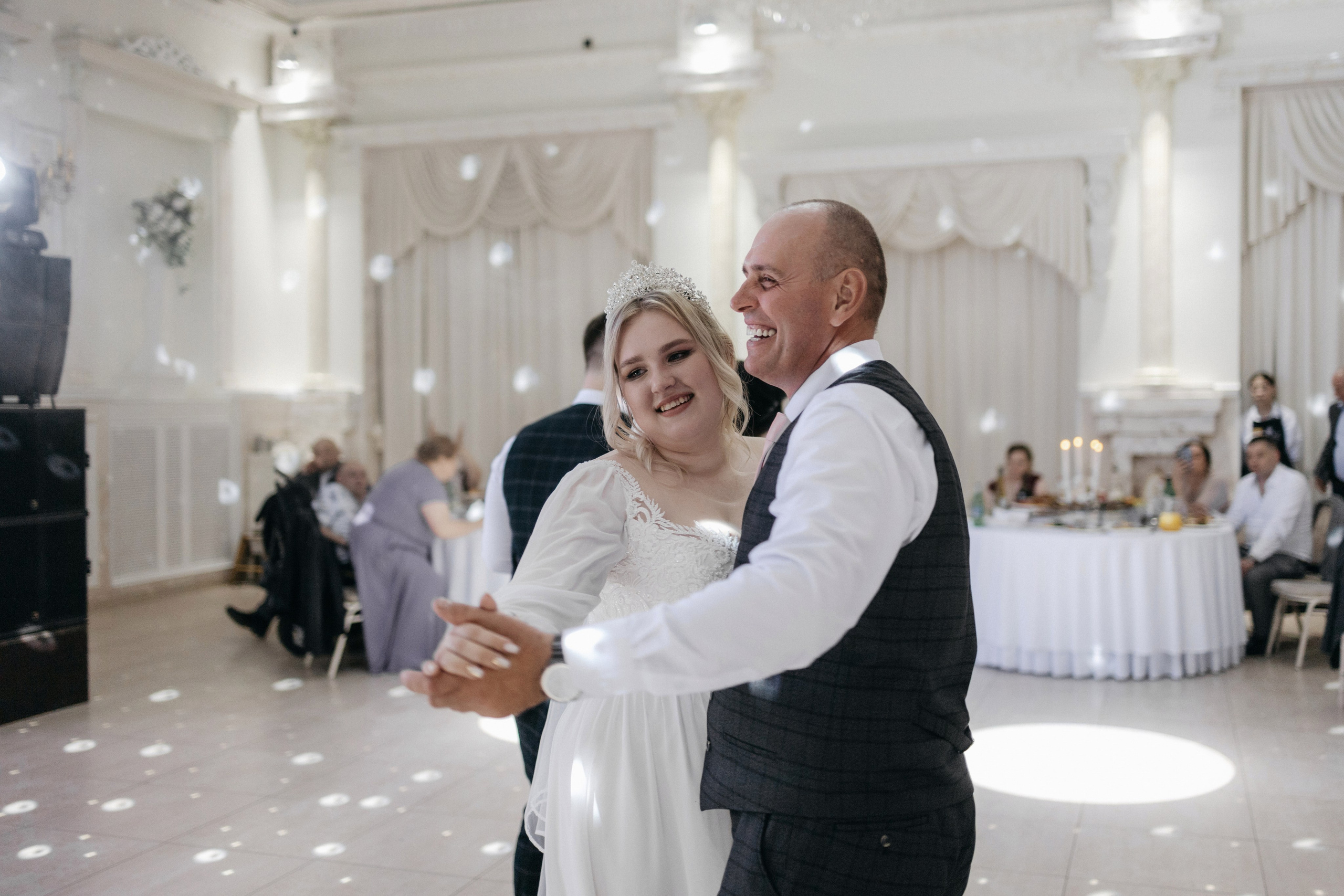 Королевская свадьба Романа и Тамары. Главная