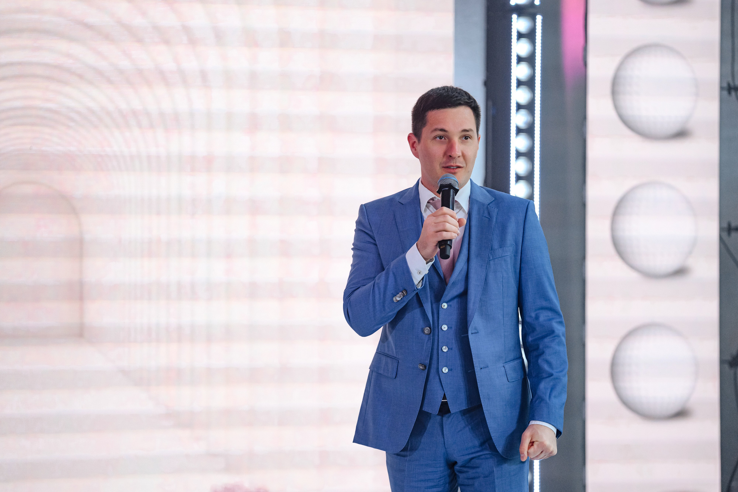 INNOPROM. Максим Комаров — Профессиональный фотограф