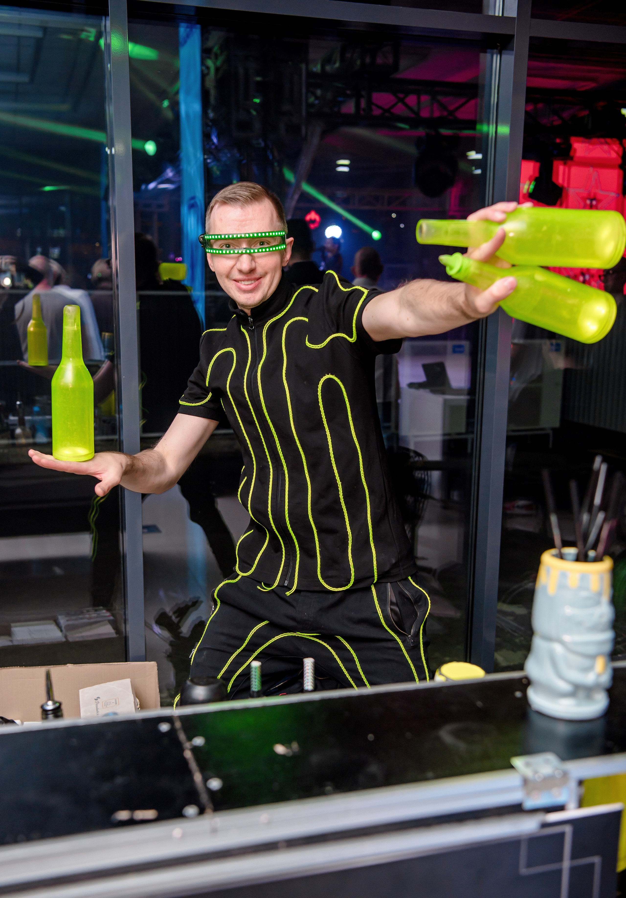 Презентации. Открытия. Елена Северина фотограф, Алматы: репортаж (спорт, концерты, конференции), предметная и фуд-съёмка, портреты, каталоги, фэшн, ретушь