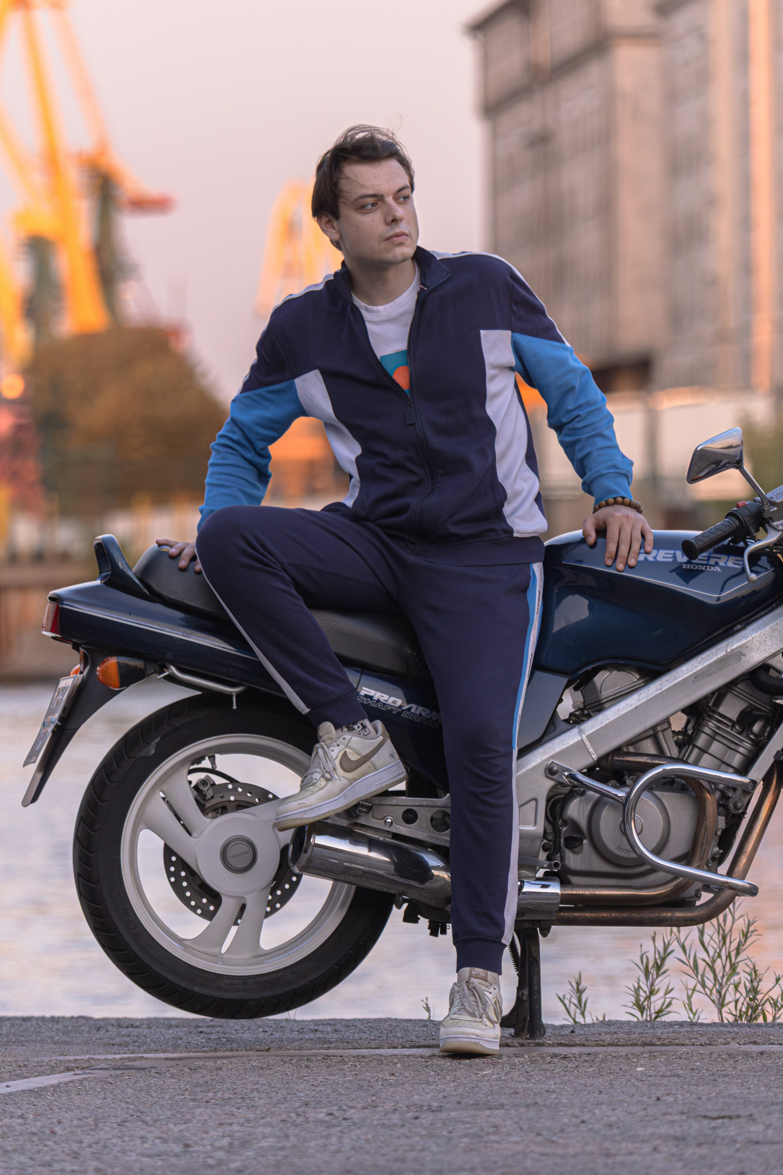 Daniil R. — Digital Noise —