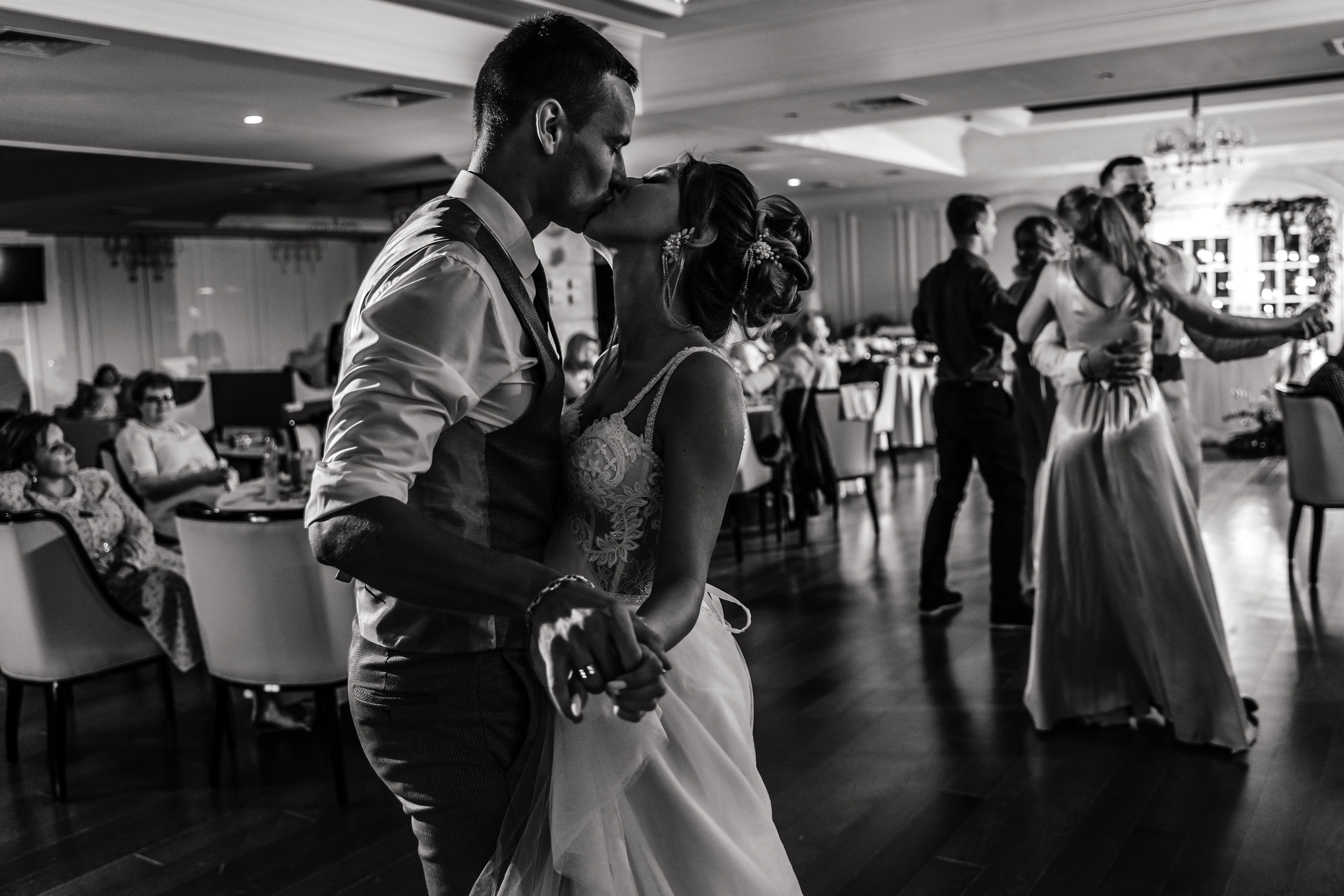 Алиса — Миша. Elopement Wedding Photographer