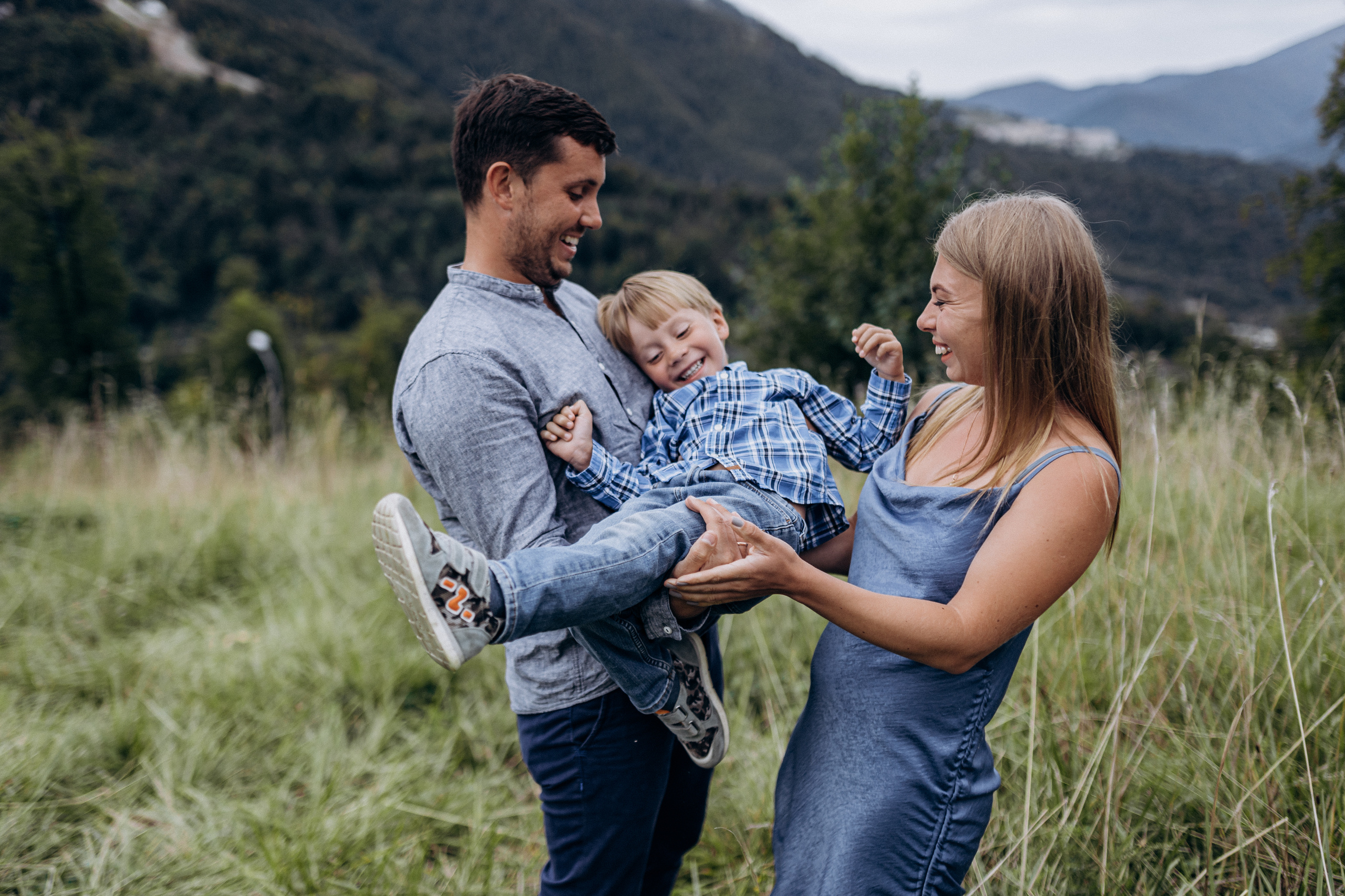 В горах о любви. Elopement Wedding Photographer