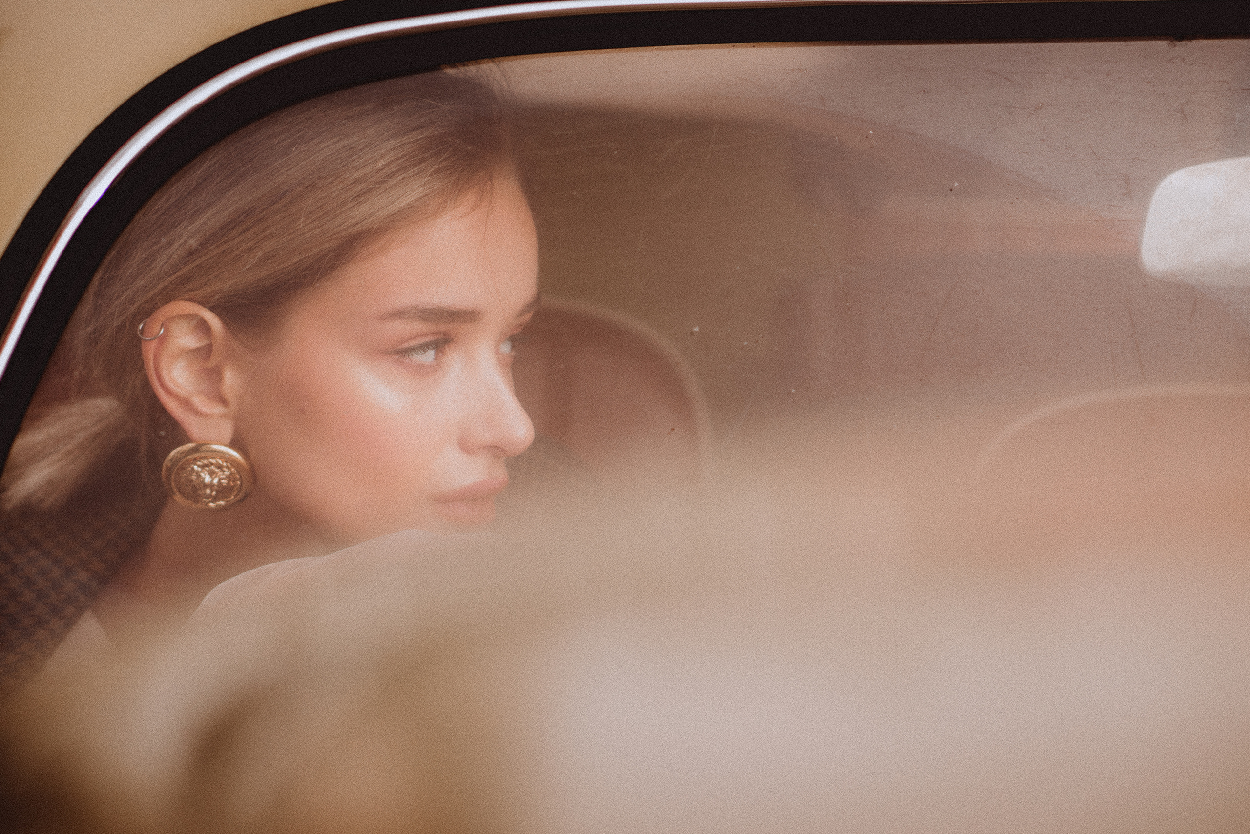 Li. Elopement Wedding Photographer