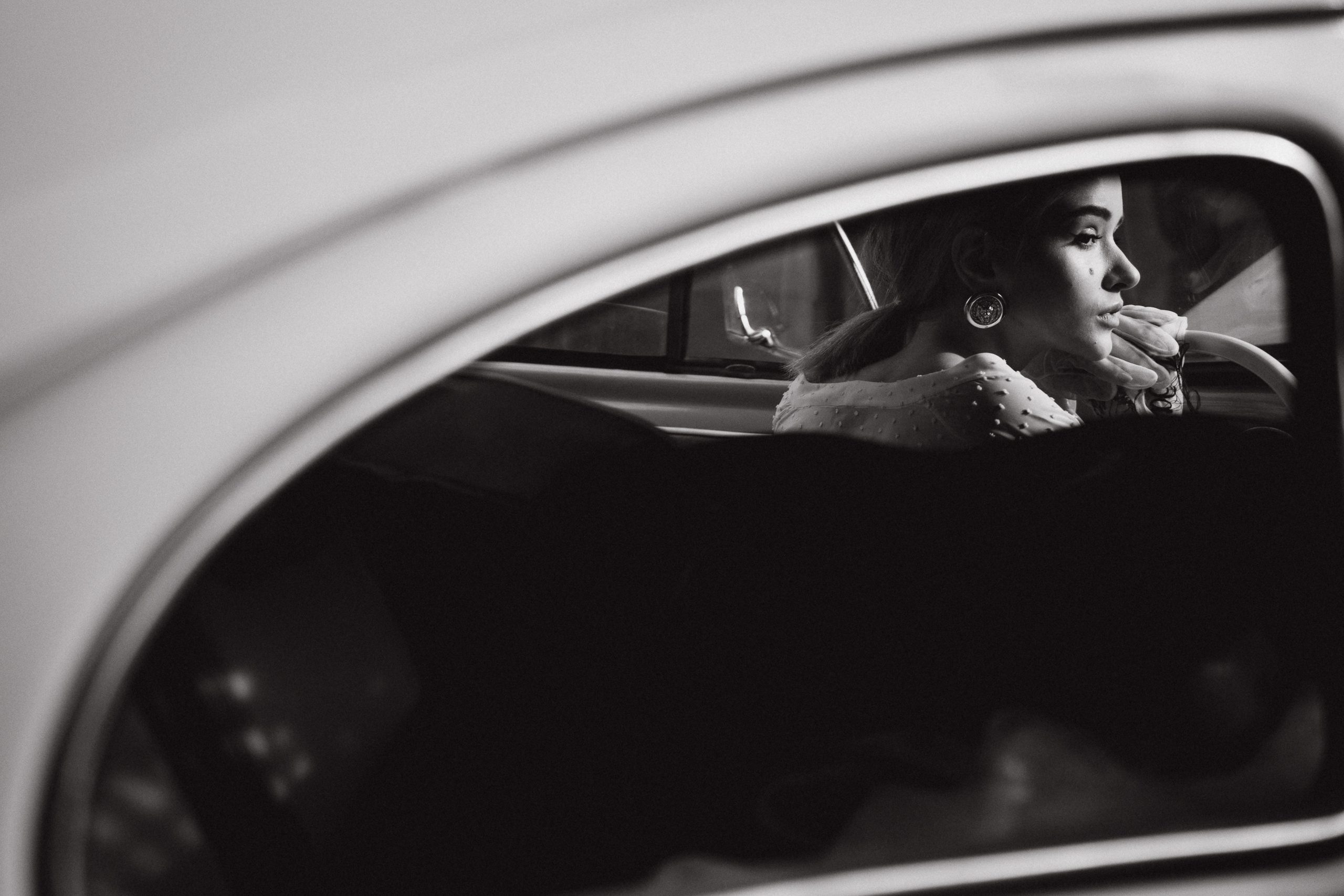 Li. Elopement Wedding Photographer