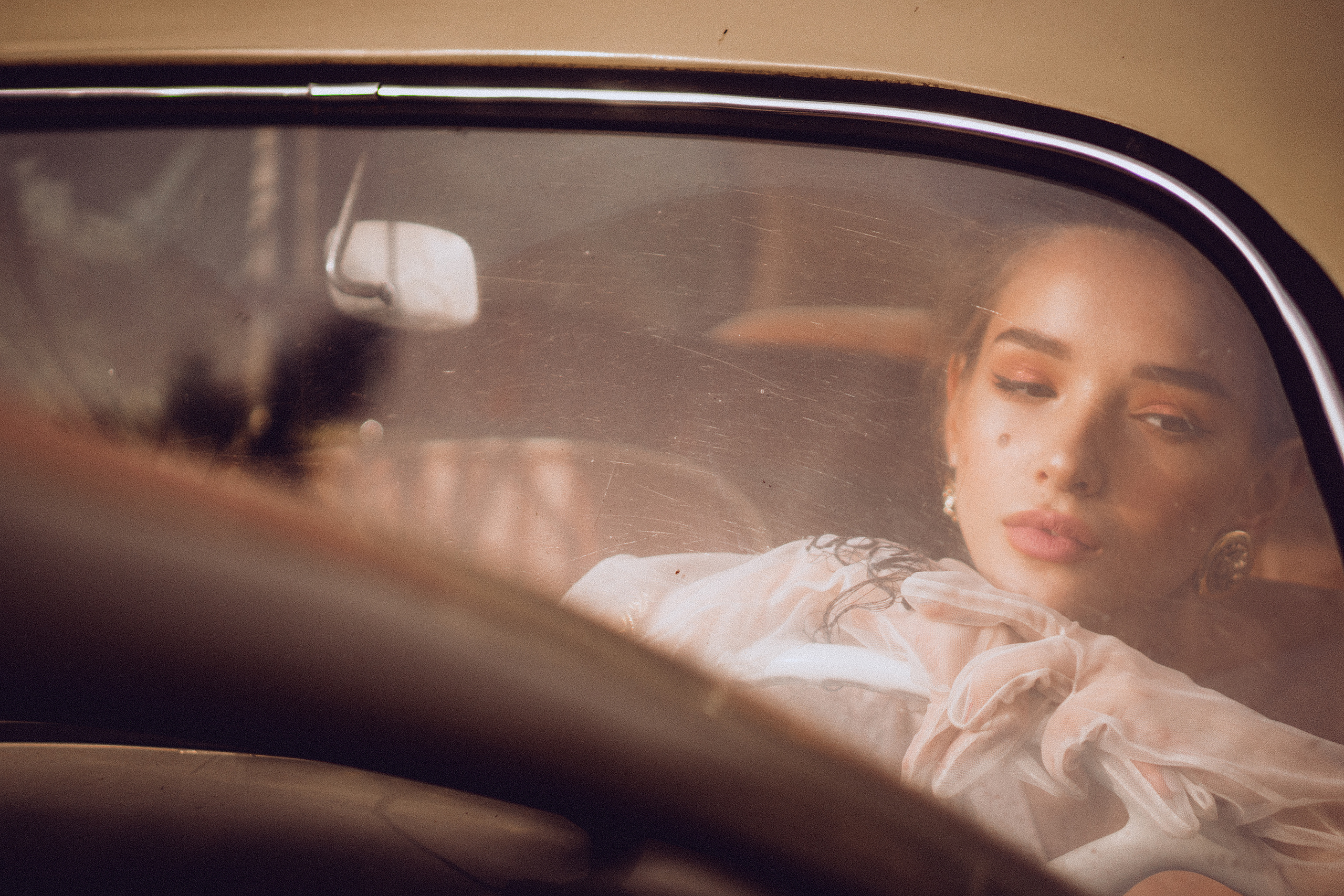 Li. Elopement Wedding Photographer