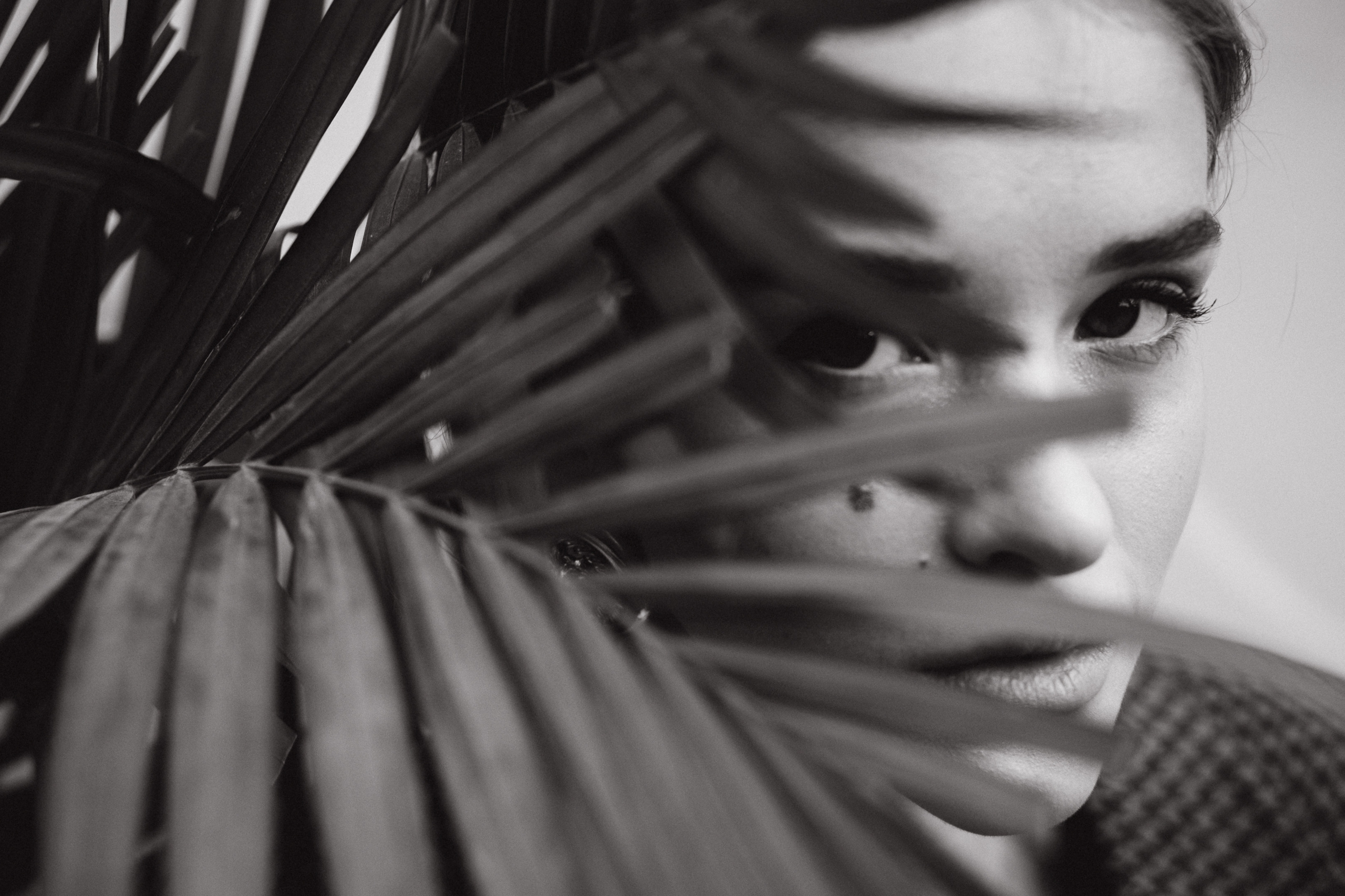 Li. Elopement Wedding Photographer