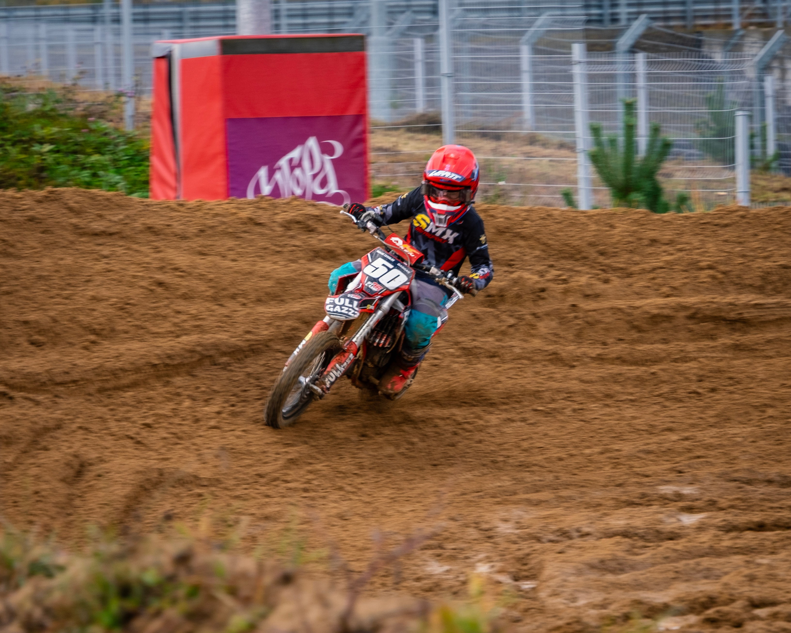 Мотокросс (Игора Драйв). Автомобильные фотографии и рисунки в Санкт-Петербурги Пашков Дмитрий