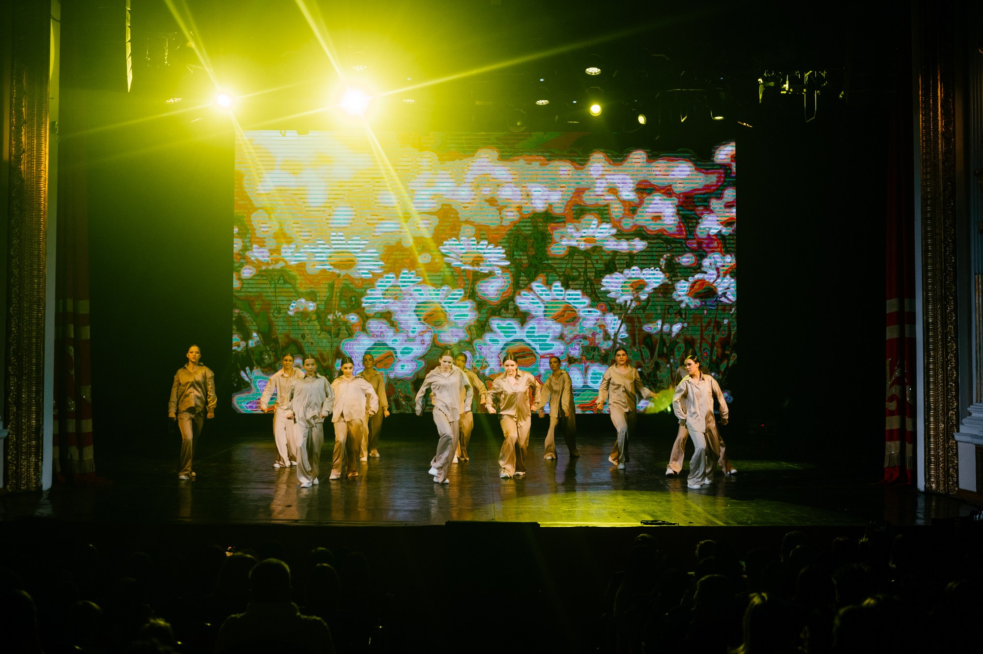 Todes. Студия танца Аллы Духовой. Сайт фотографа Данилы Пащенко