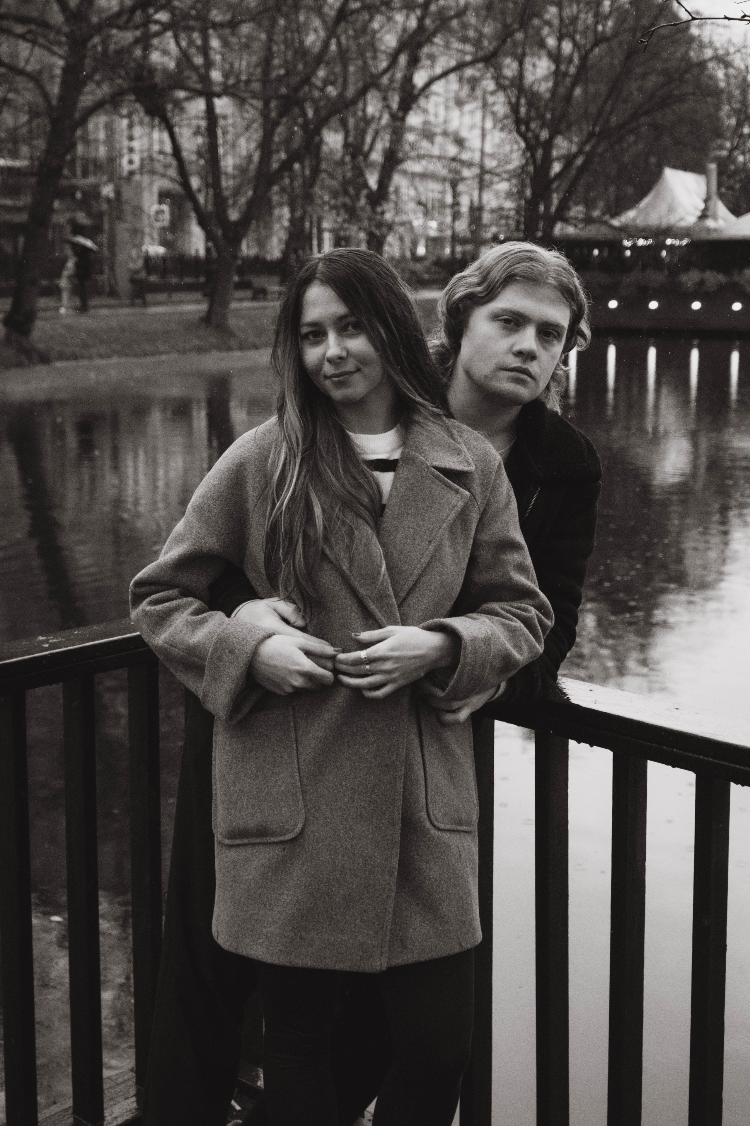 Саша и Максим. Чистые пруды. Фотограф Москва Валерия Веденина