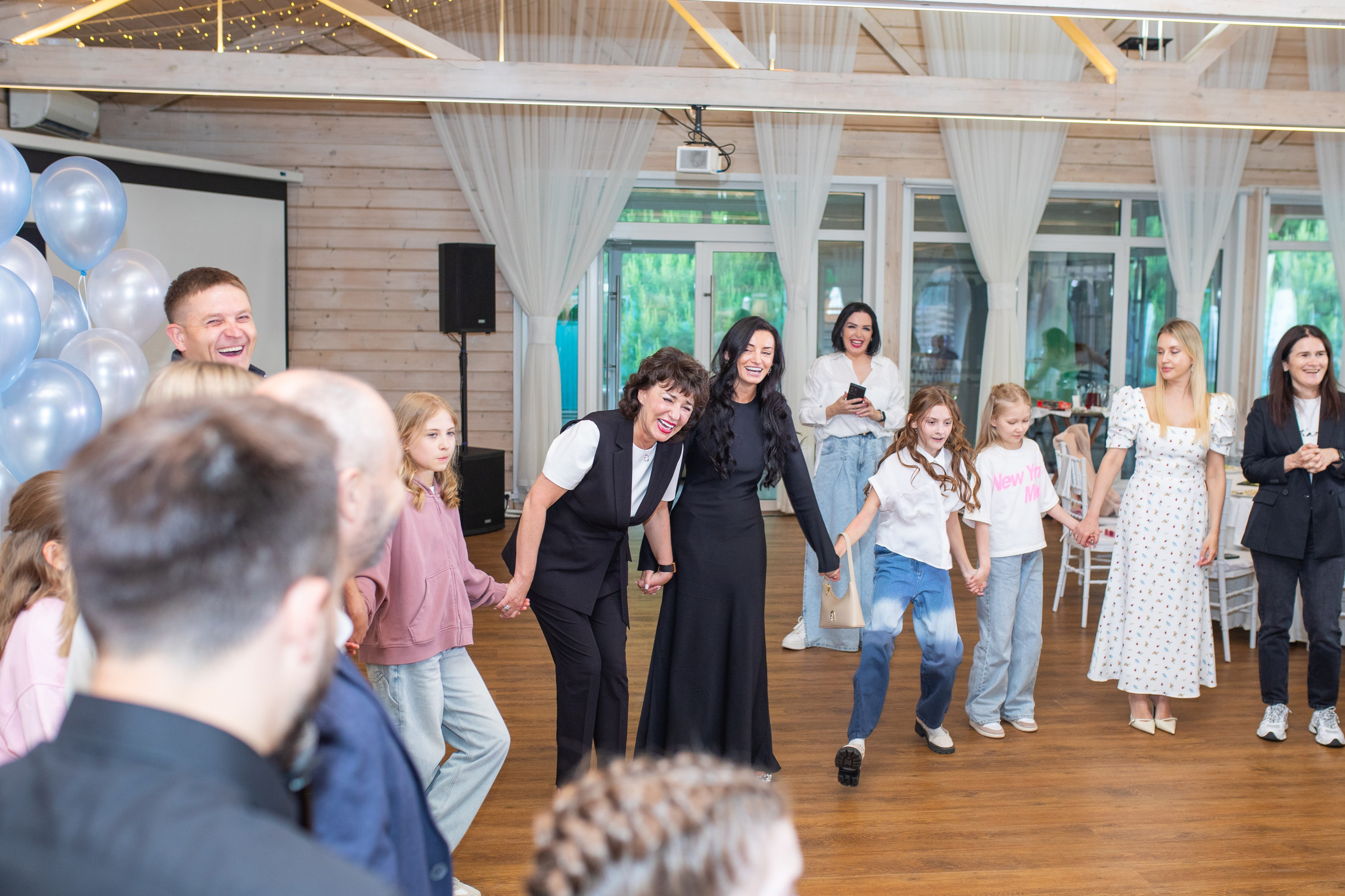 Выпуск 4 класс Сосновый бор. Фотограф в Новосибирске Ася Зверева