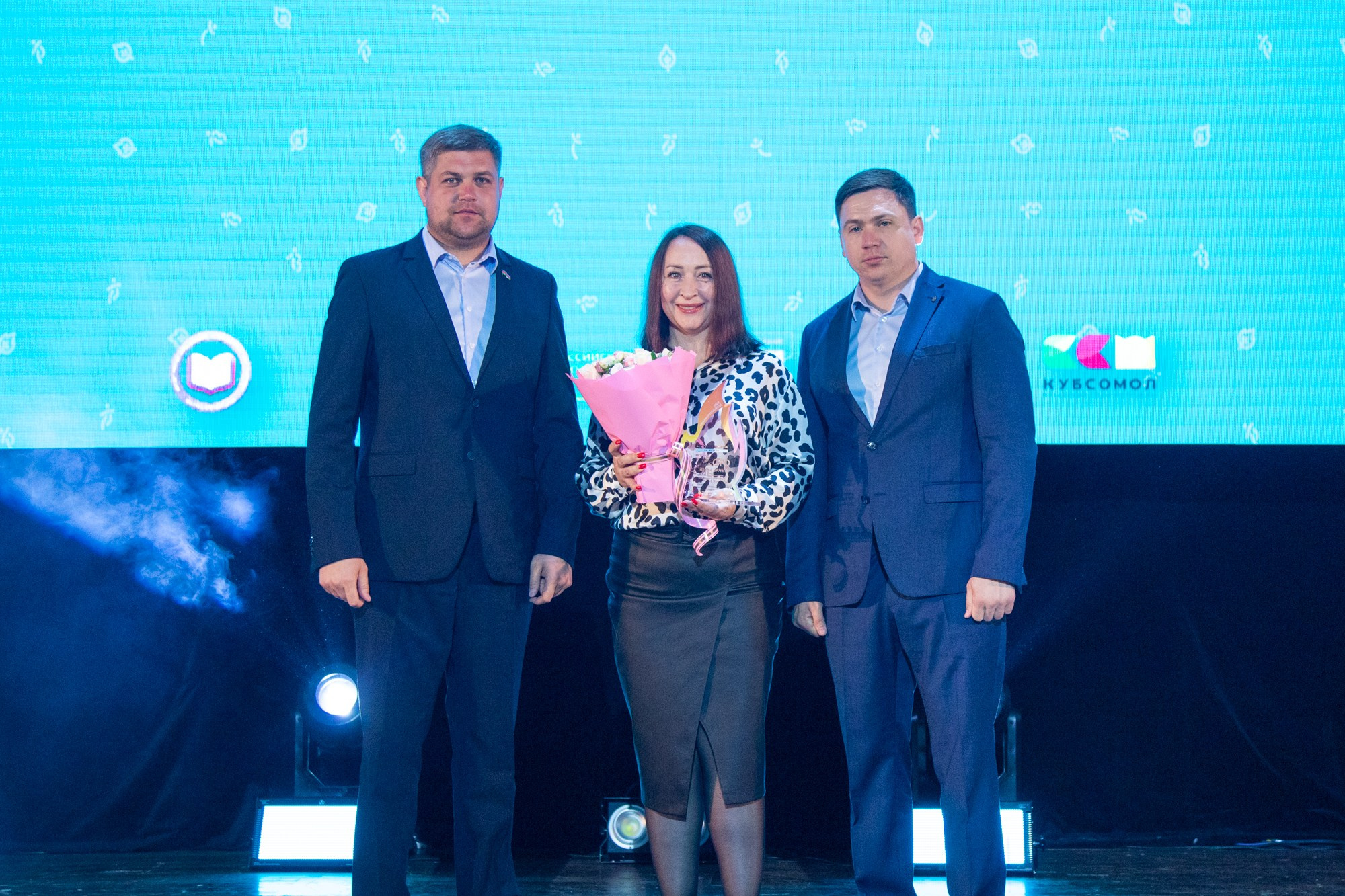 Гала-концерт «Студвесна на Кубани». Репортажный, промышленный и маркетплейс-фотограф Дмитрий Чернат