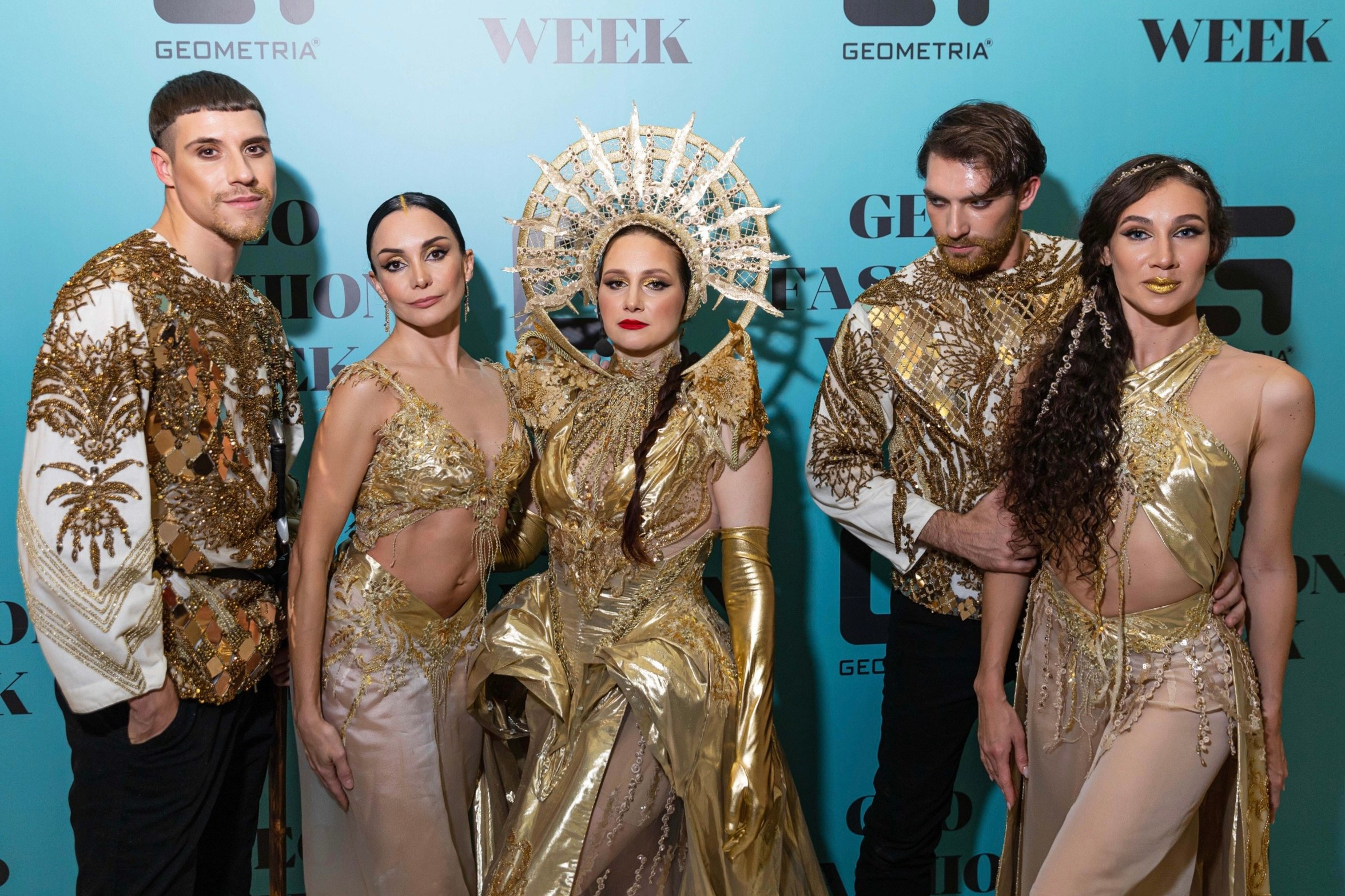 Модный показ. Geometria fashion week