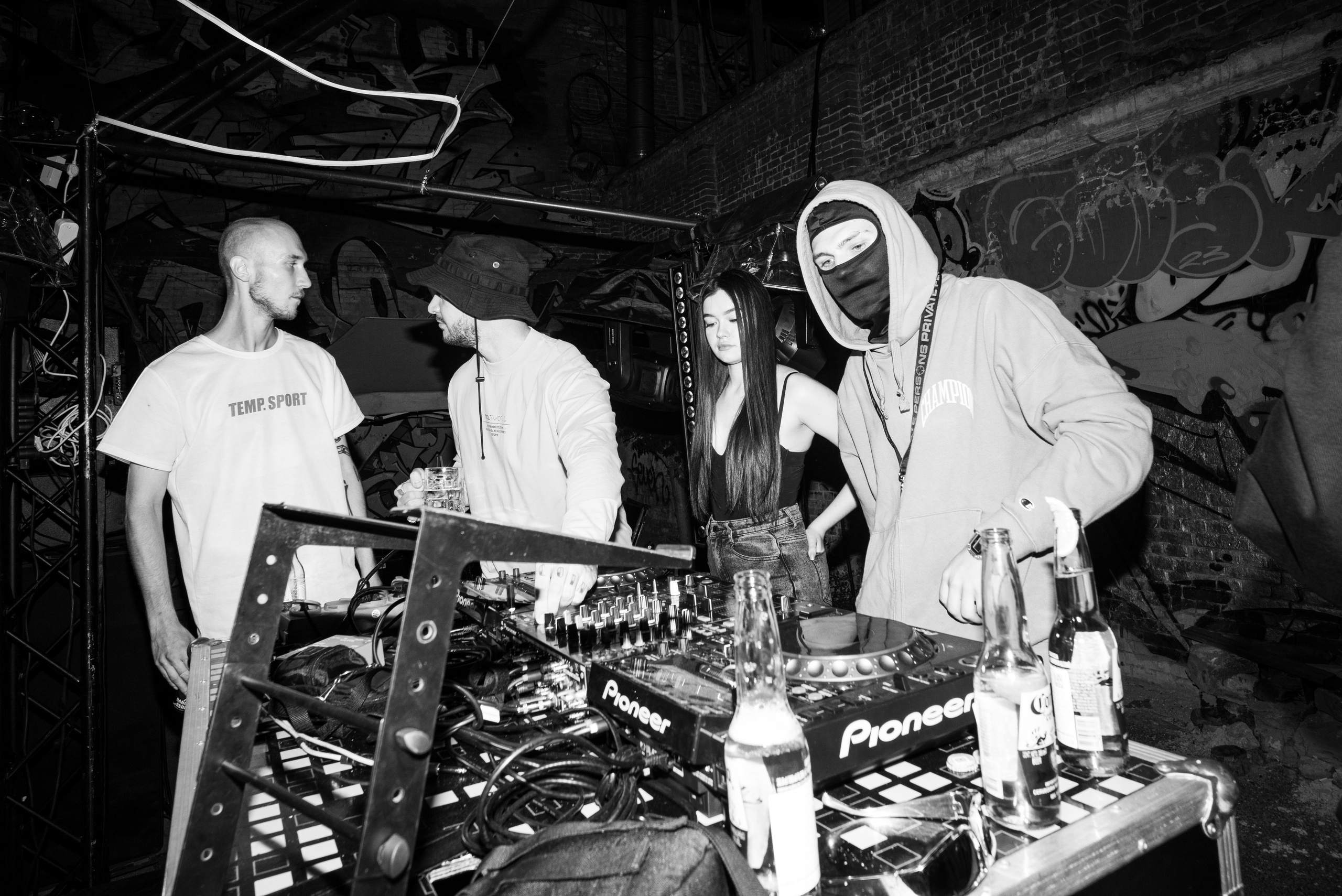 Daryana + Afterparty / @Барный Союз Open Air / Краснодар. Концертный фотограф в Краснодаре