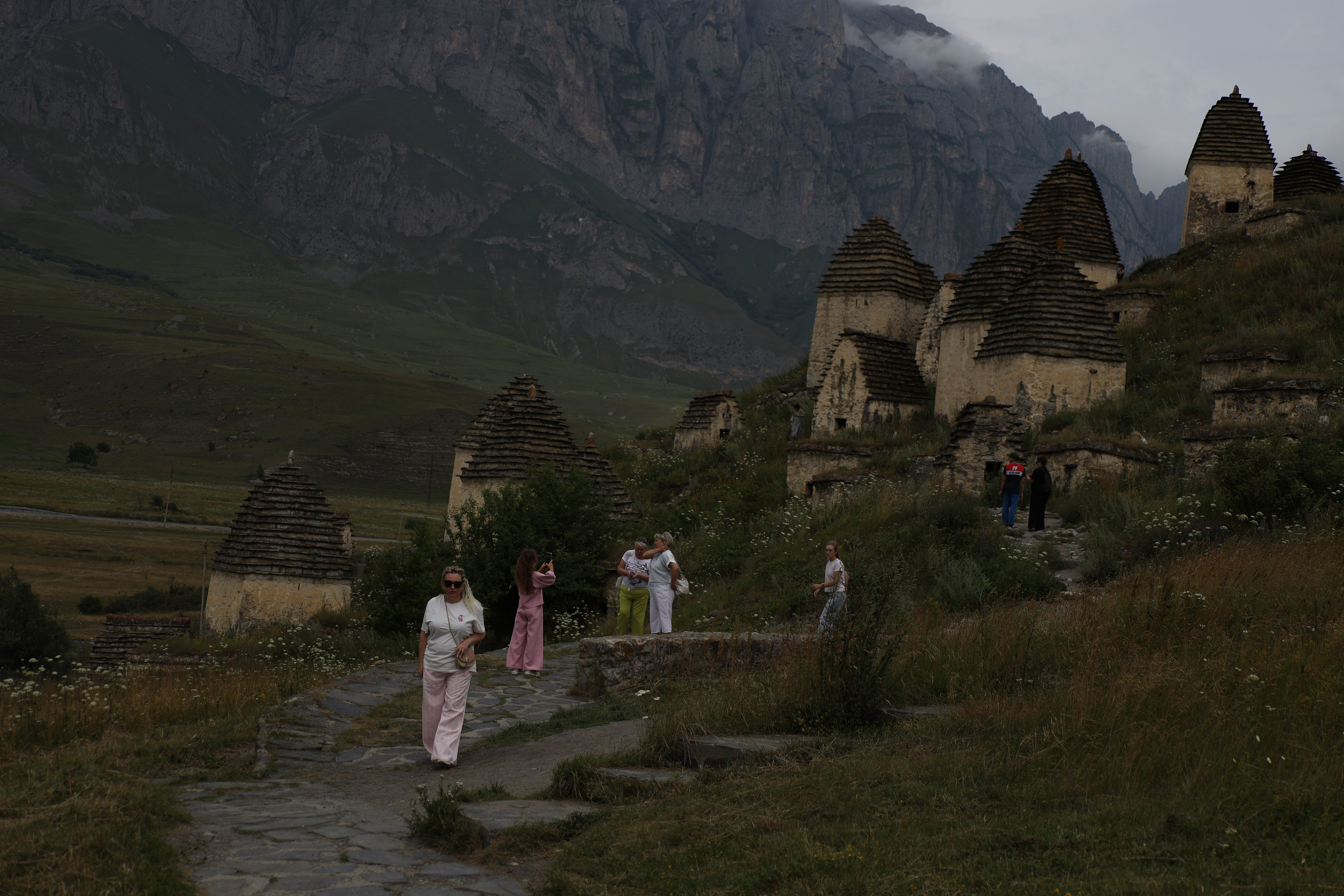 Северная Осетия июль 2025 год. Кармадон, Даргивз и Цей. Семейный детский фотограф Краснодарский край Оксана Колос