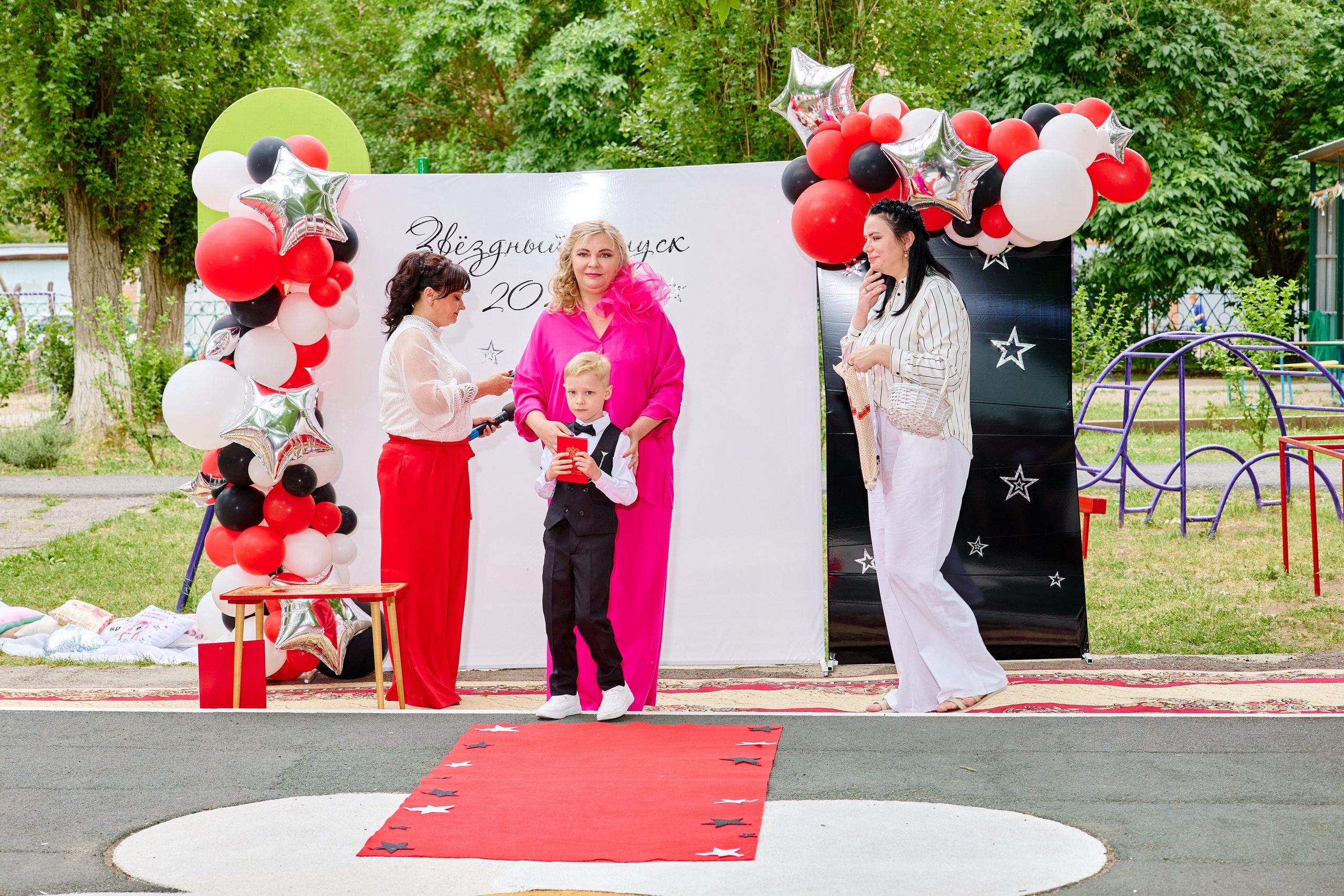 Выпускной 45 сад. Фотограф Выпускные альбомы Таганрог Сергей Коробченко