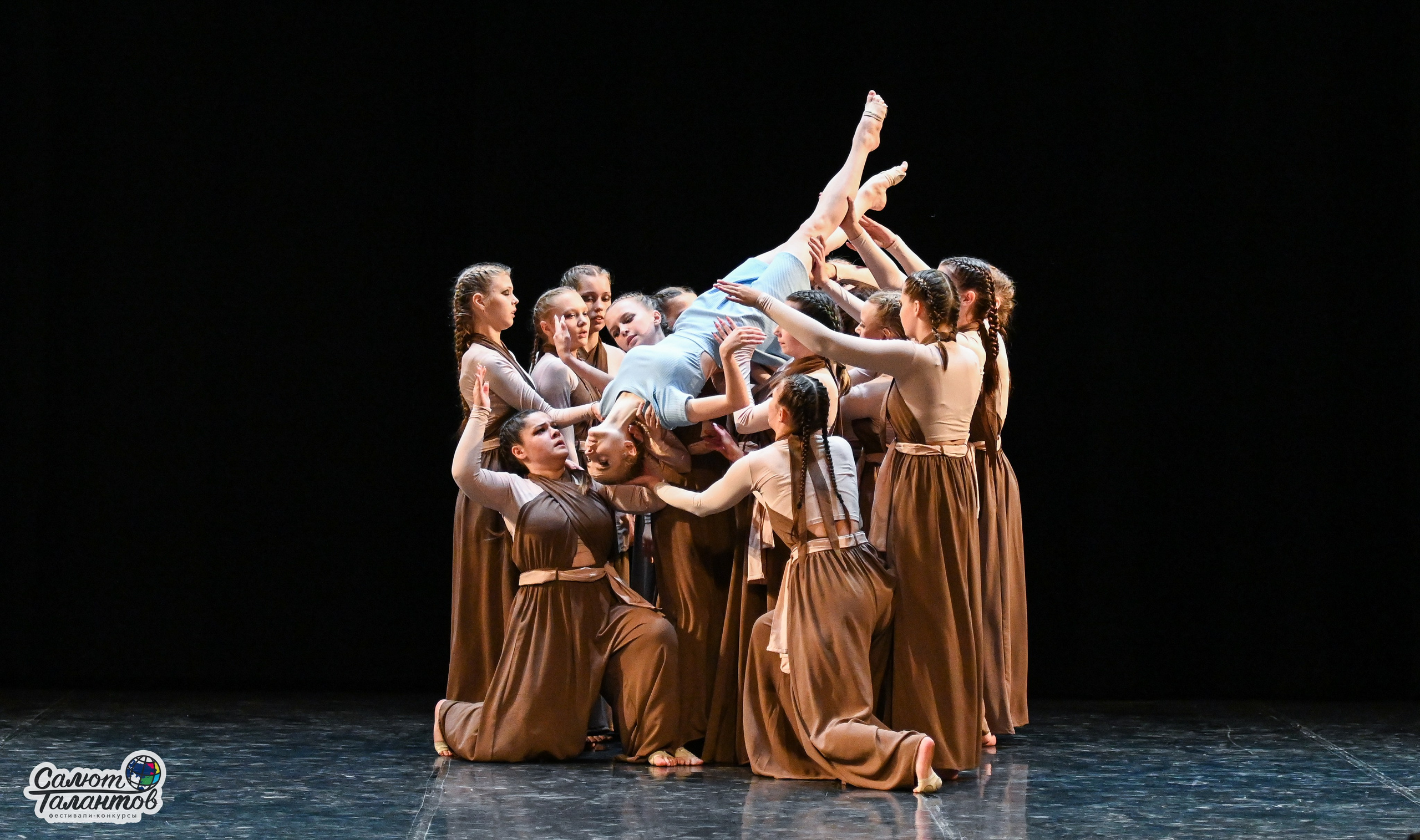 31.10.2024 6-й Международный Творческий Фестиваль-Конкурс «СЕРДЦЕ УРАЛА» г. Екб. Медиастудия Фото Концепт