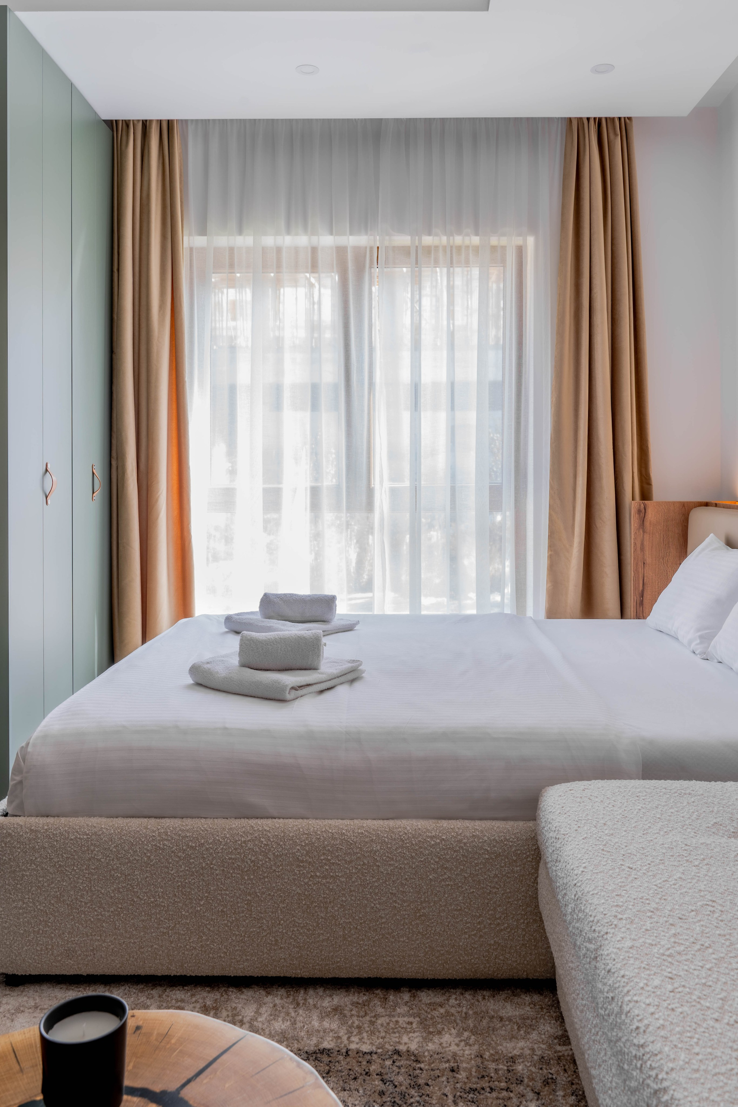 Madre interiors. Photographer Liana Sudets Serbia Kopaonik Brzece Brus