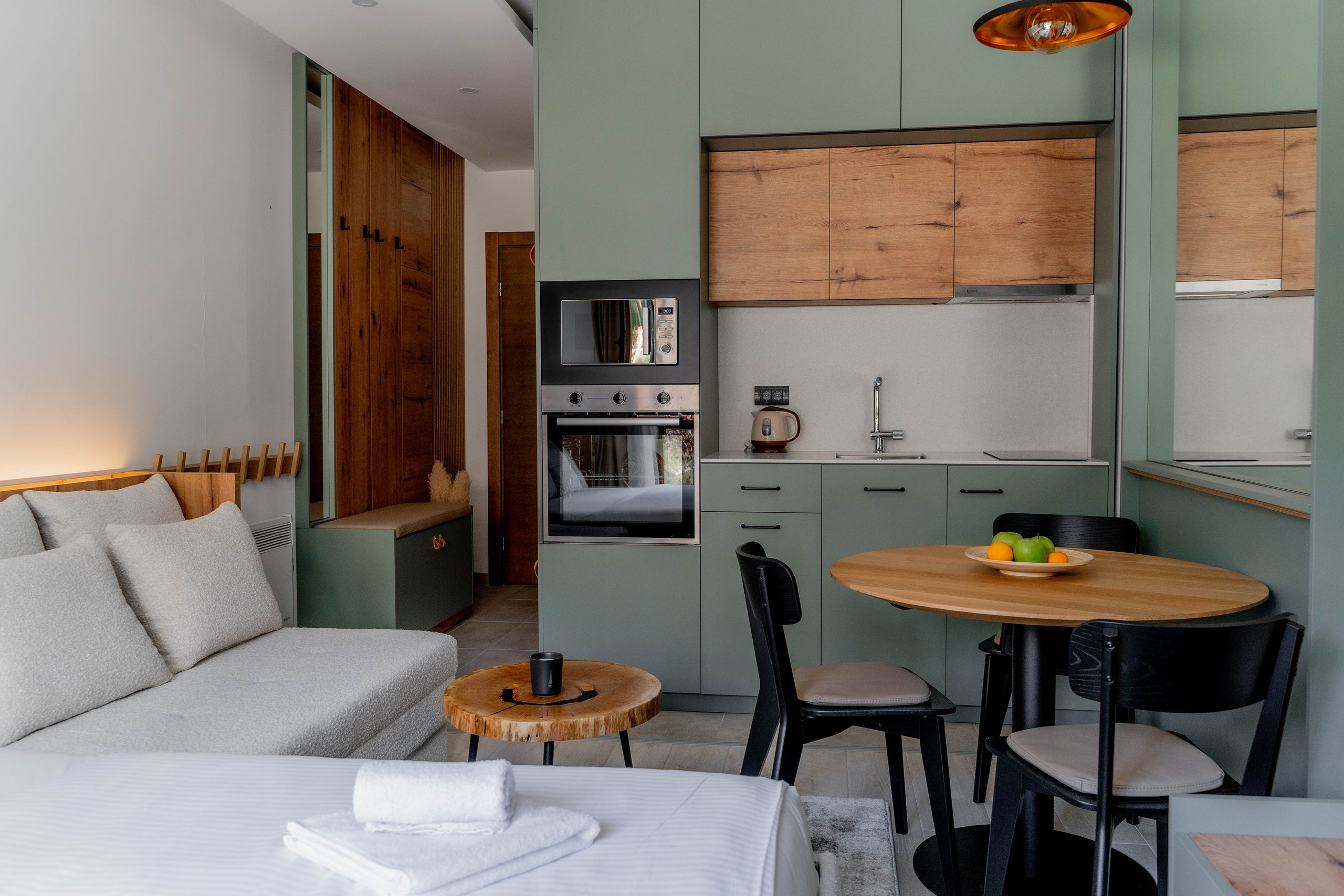 Madre interiors. Photographer Liana Sudets Serbia Kopaonik Brzece Brus