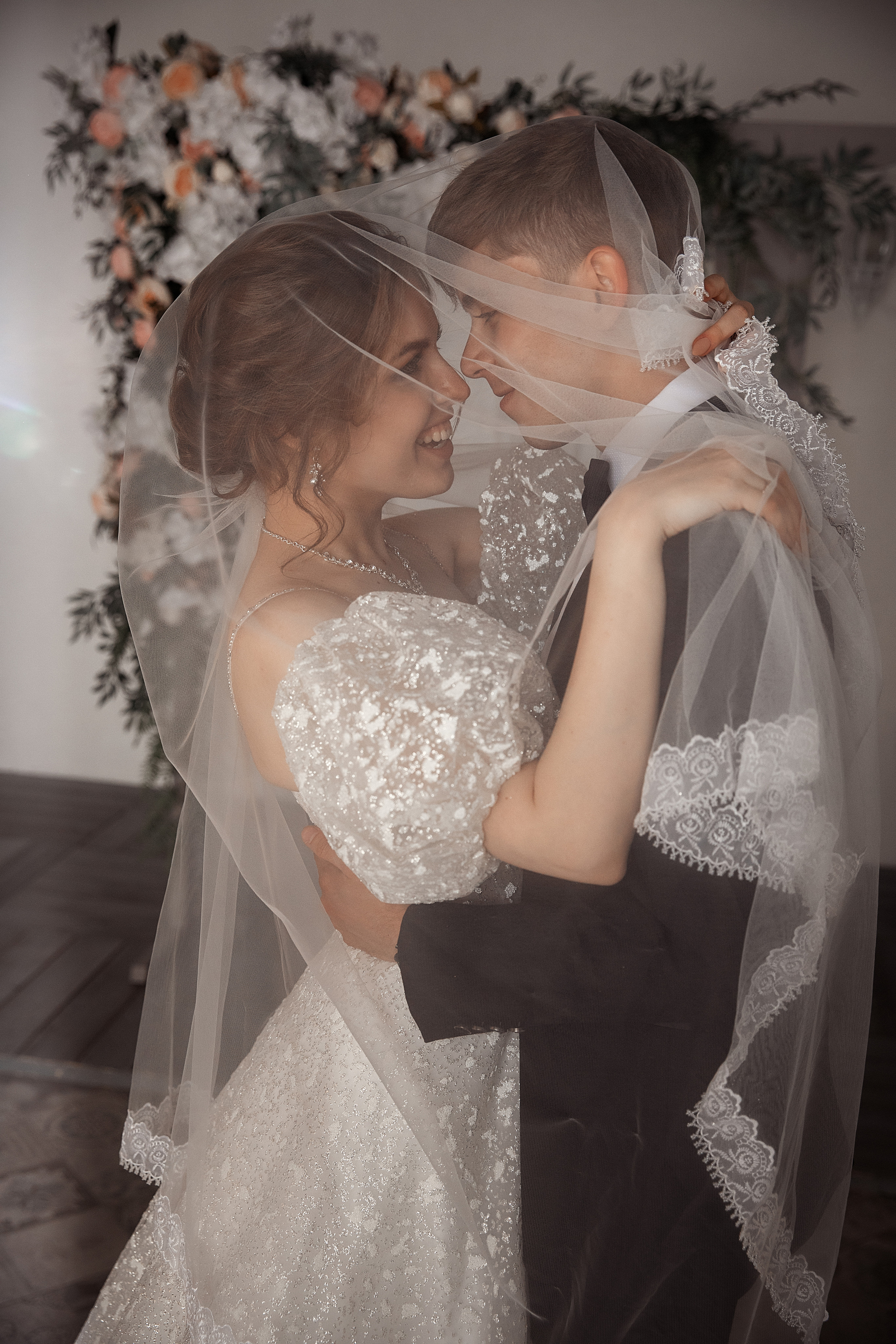 Стильная свадебная фотосессия Москва | Свадебный фотограф. Фотограф брендов и бизнеса в Москве Алексей Сентюрин