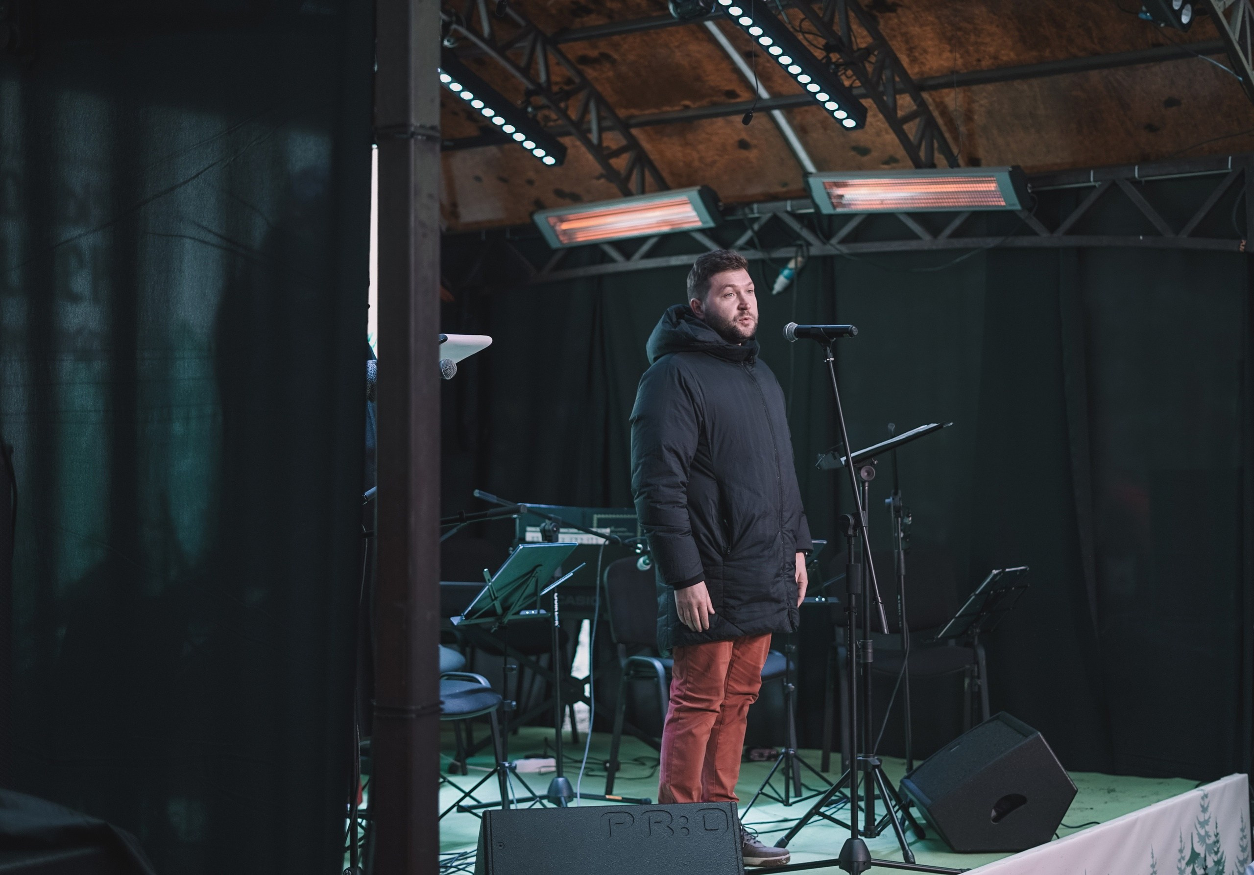 10 сосновых шишек. Kirillova Studio — мастерская декора и событий Юли Кирилловой