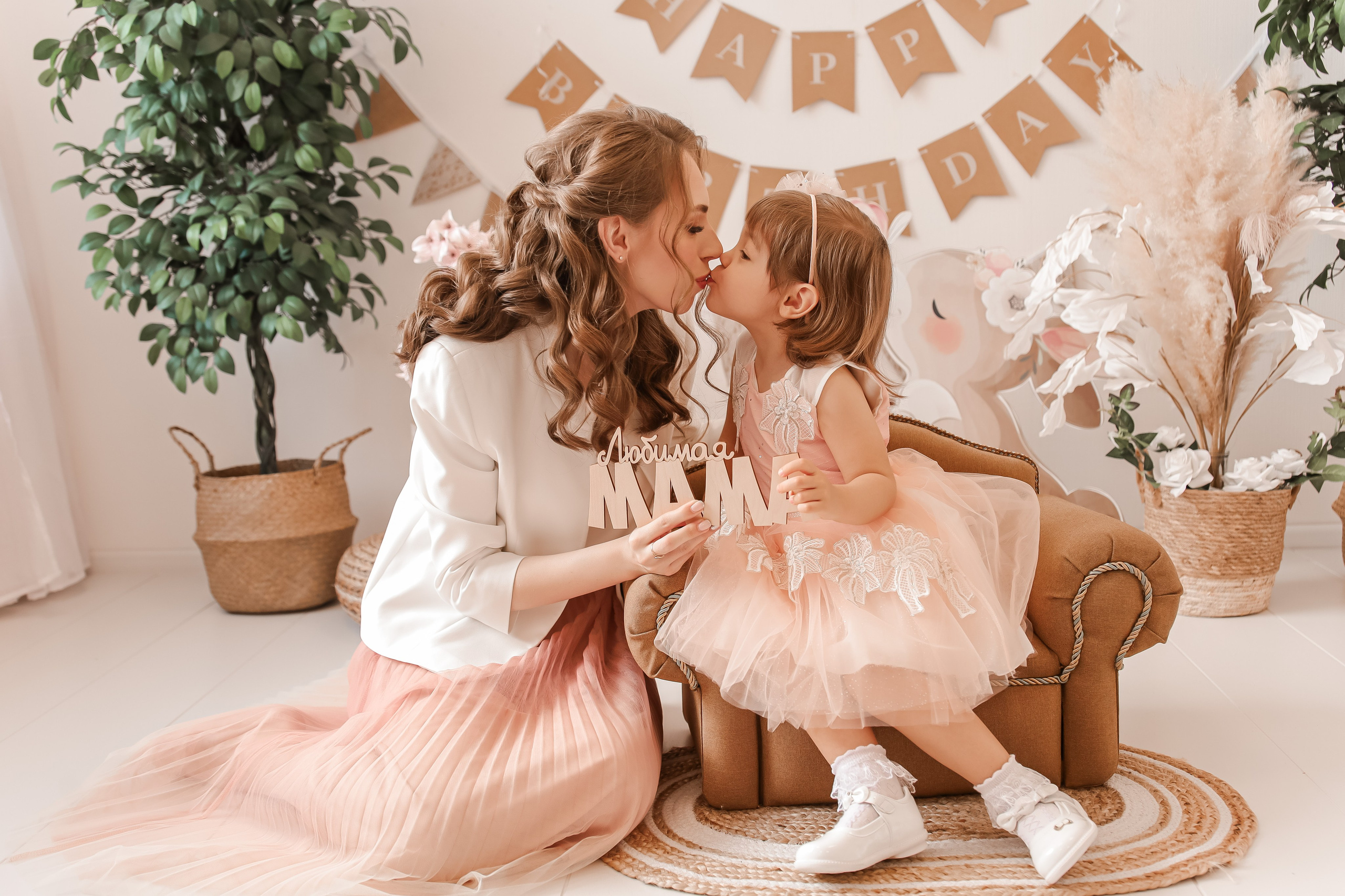 3 Годика Софии. Детский и Семейный фотограф в Санкт-Петербурге. Детская Фотостудия «FAMILY STORY»