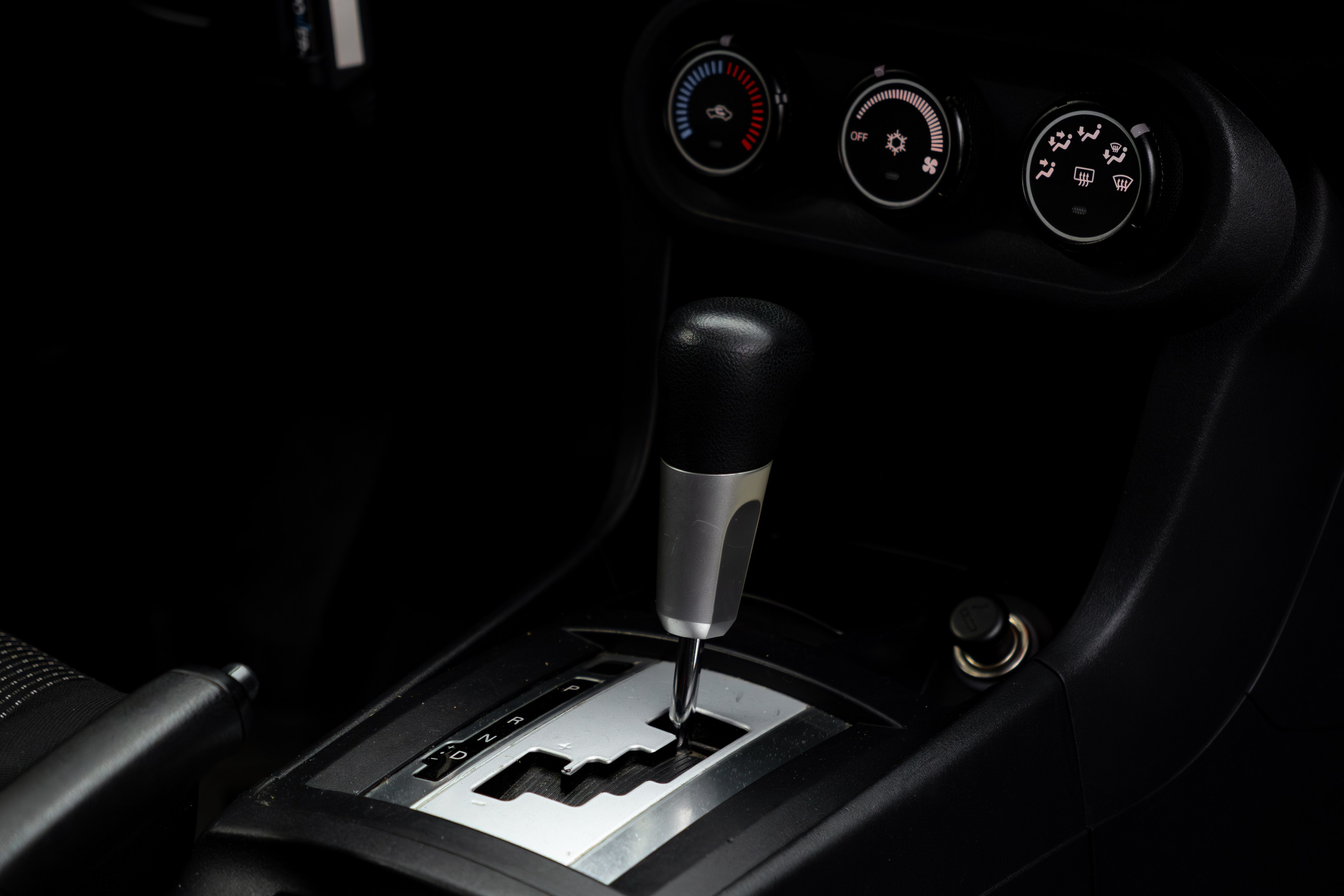 Mitsubishi Lancer X. Photo-nk