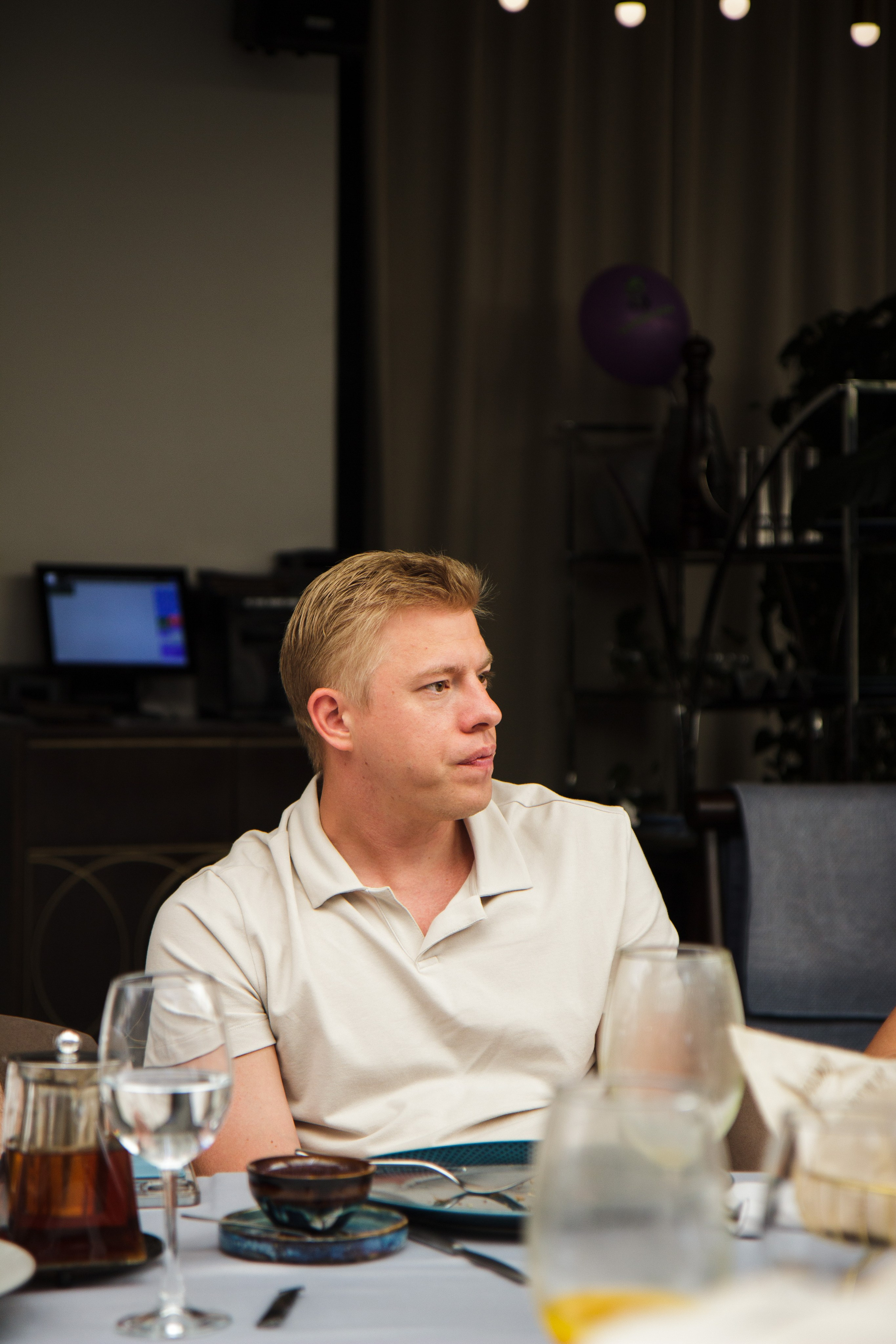 Бизнес-завтрак Германа Гаврилова. Фотограф Москва — личные фотосессии, лавстори в студии