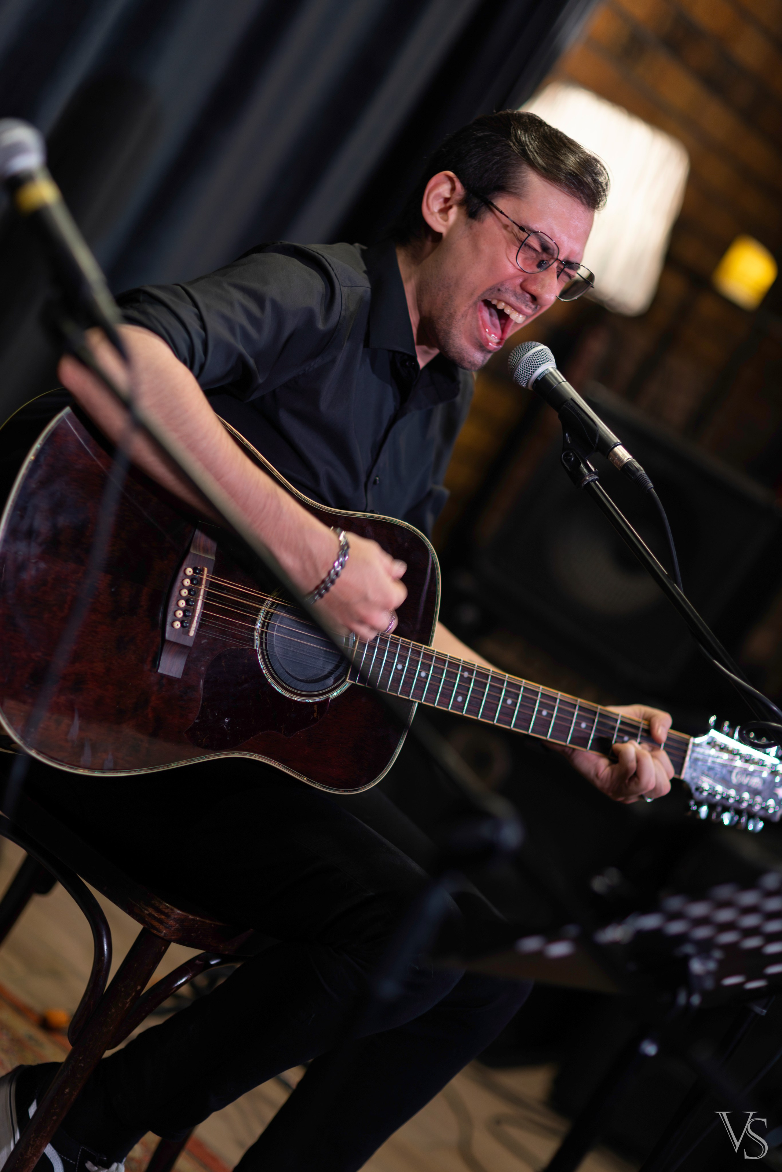 Квартирник Руслана Багирова. Фотограф Виктор Степанов