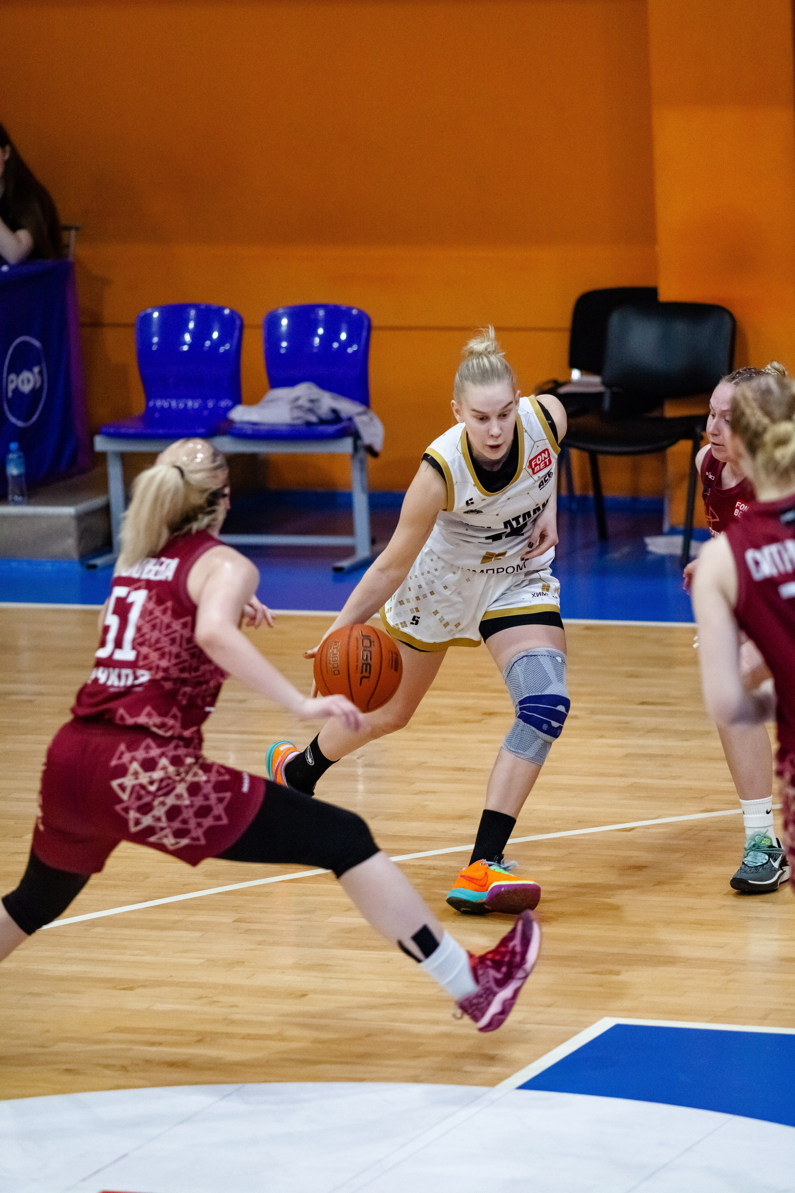 ЧГУ-Атланта — Славянка. Фотография