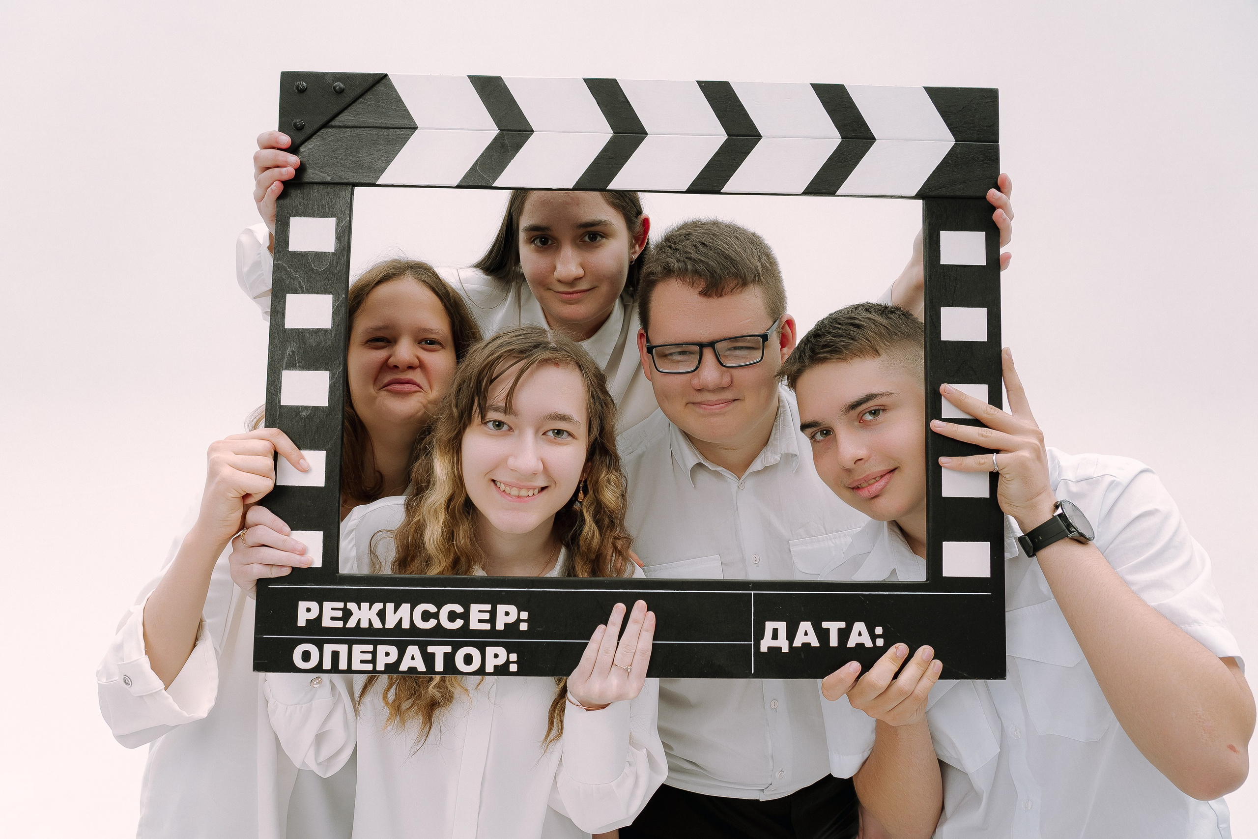 Фото студия- старшая школа. Выпускные альбомы Натальи Бутко: Новороссийск, Анапа, Геленджик