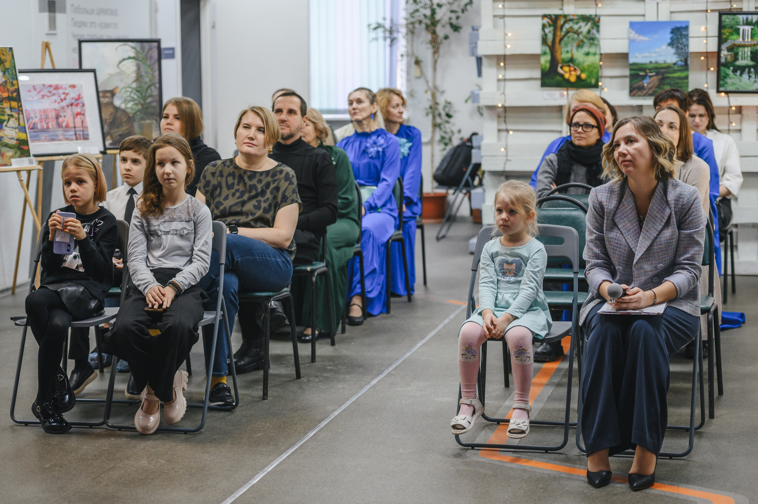 Благотворительная выставка картин «Душа с душою говорит». Фотограф в Самаре