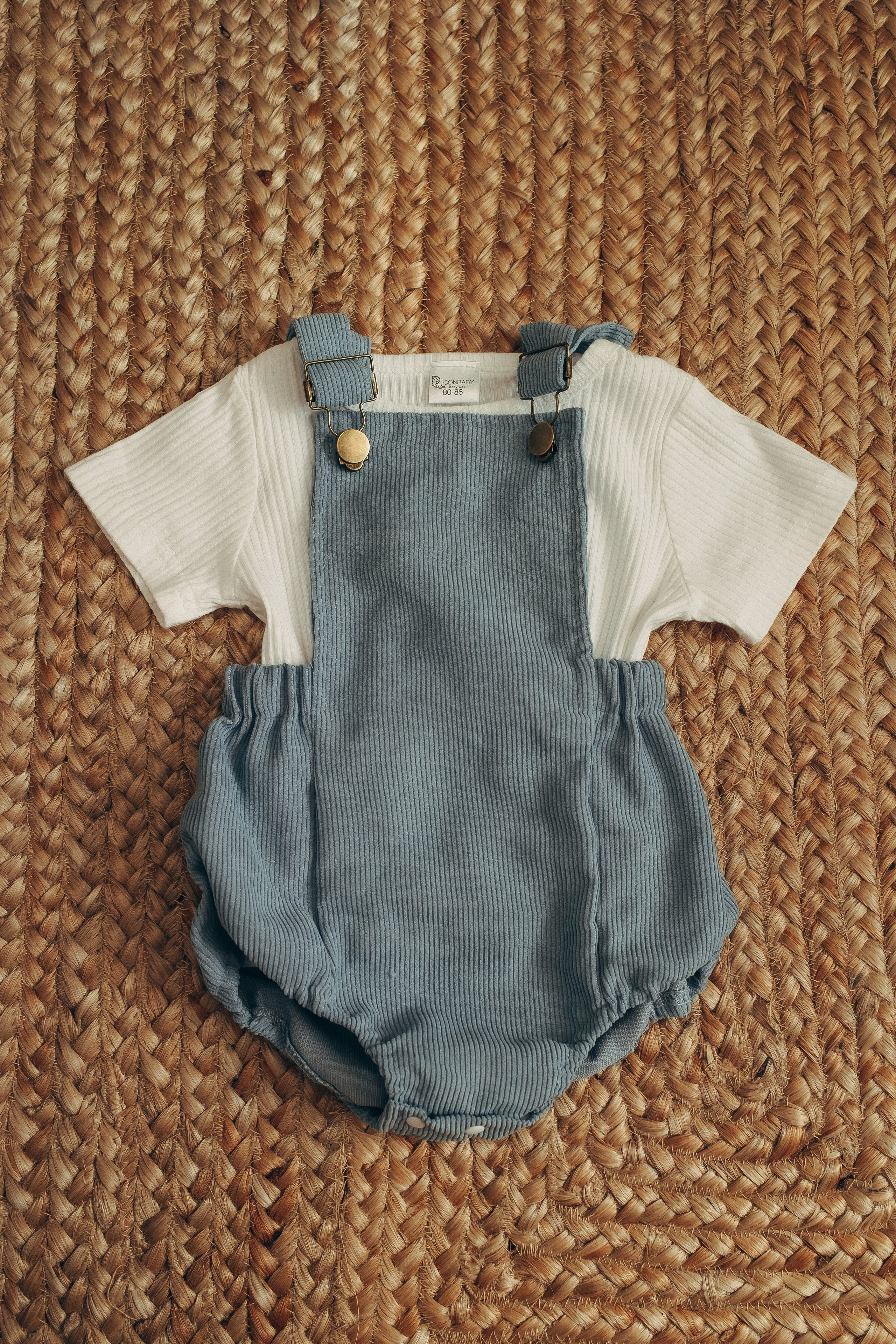 Одежда малышам. Фотограф на первый годик, семейный и детский фотограф в Новосибирске